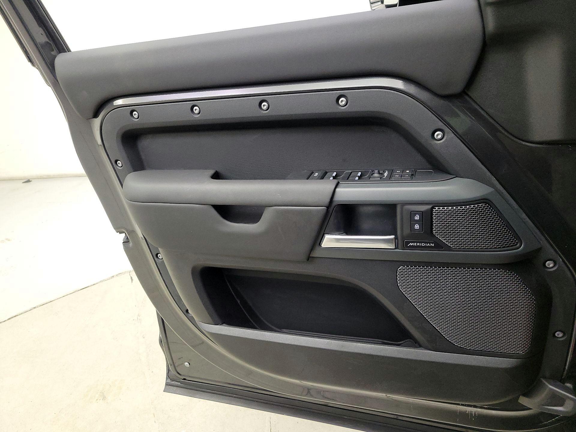 Thumbnail: 2024 Land Rover Defender - 12