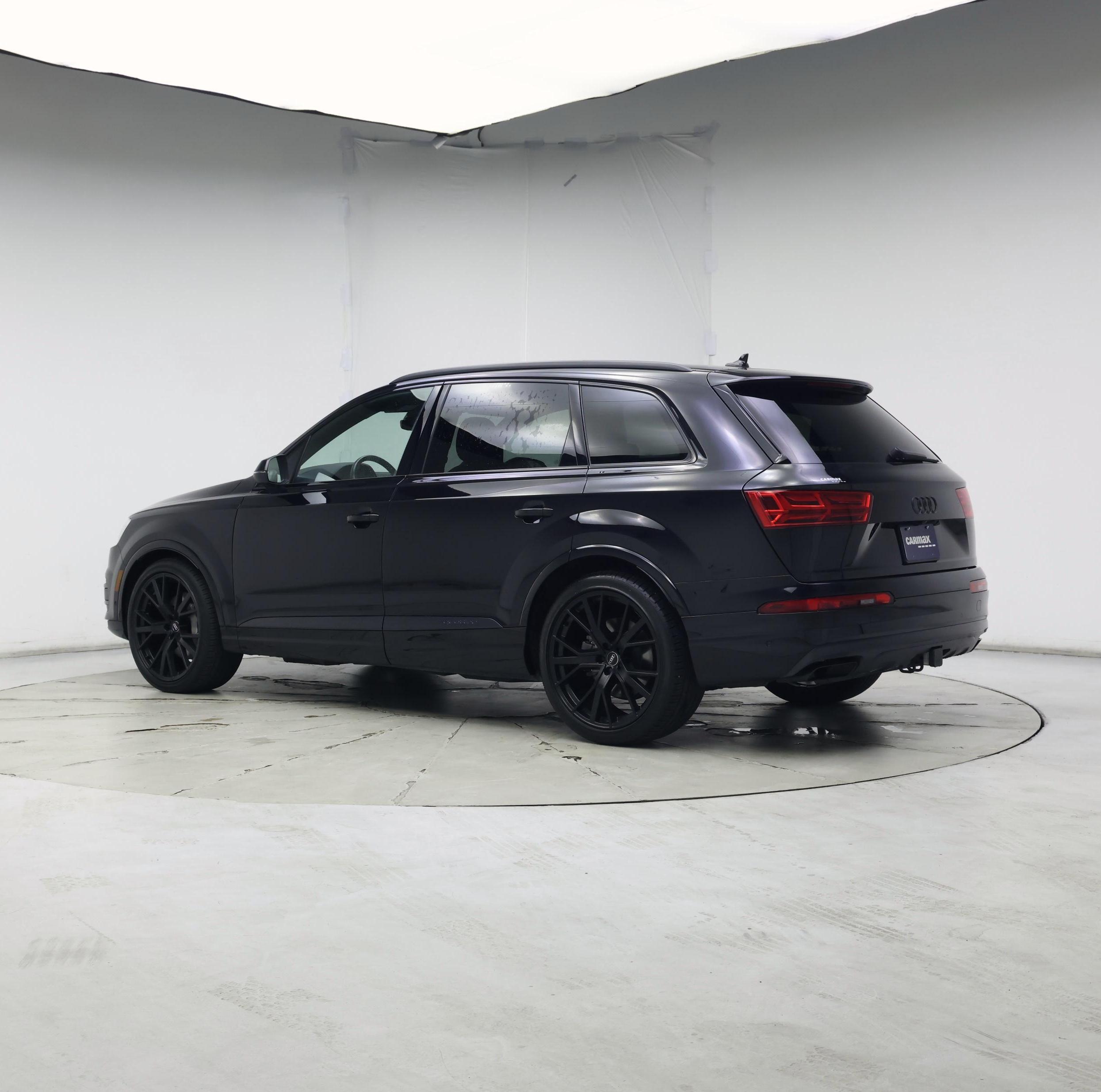 Thumbnail: 2019 Audi Q7 - 2