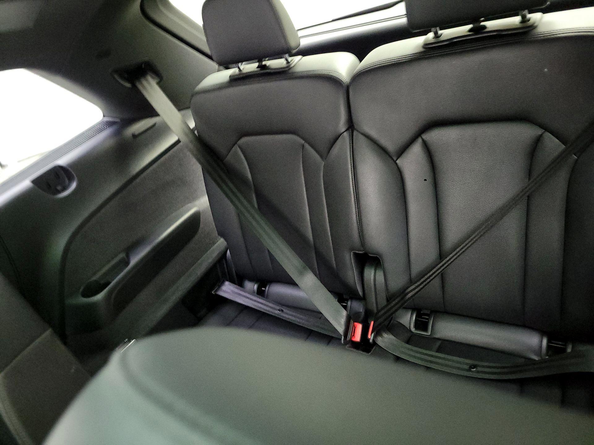 Thumbnail: 2019 Audi Q7 - 20