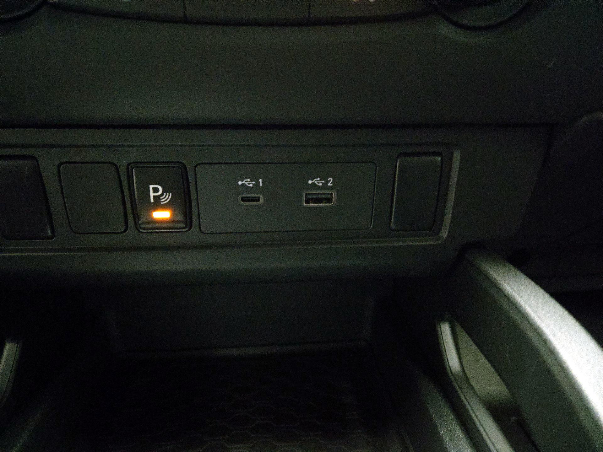 Thumbnail: 2025 Nissan Frontier - 18