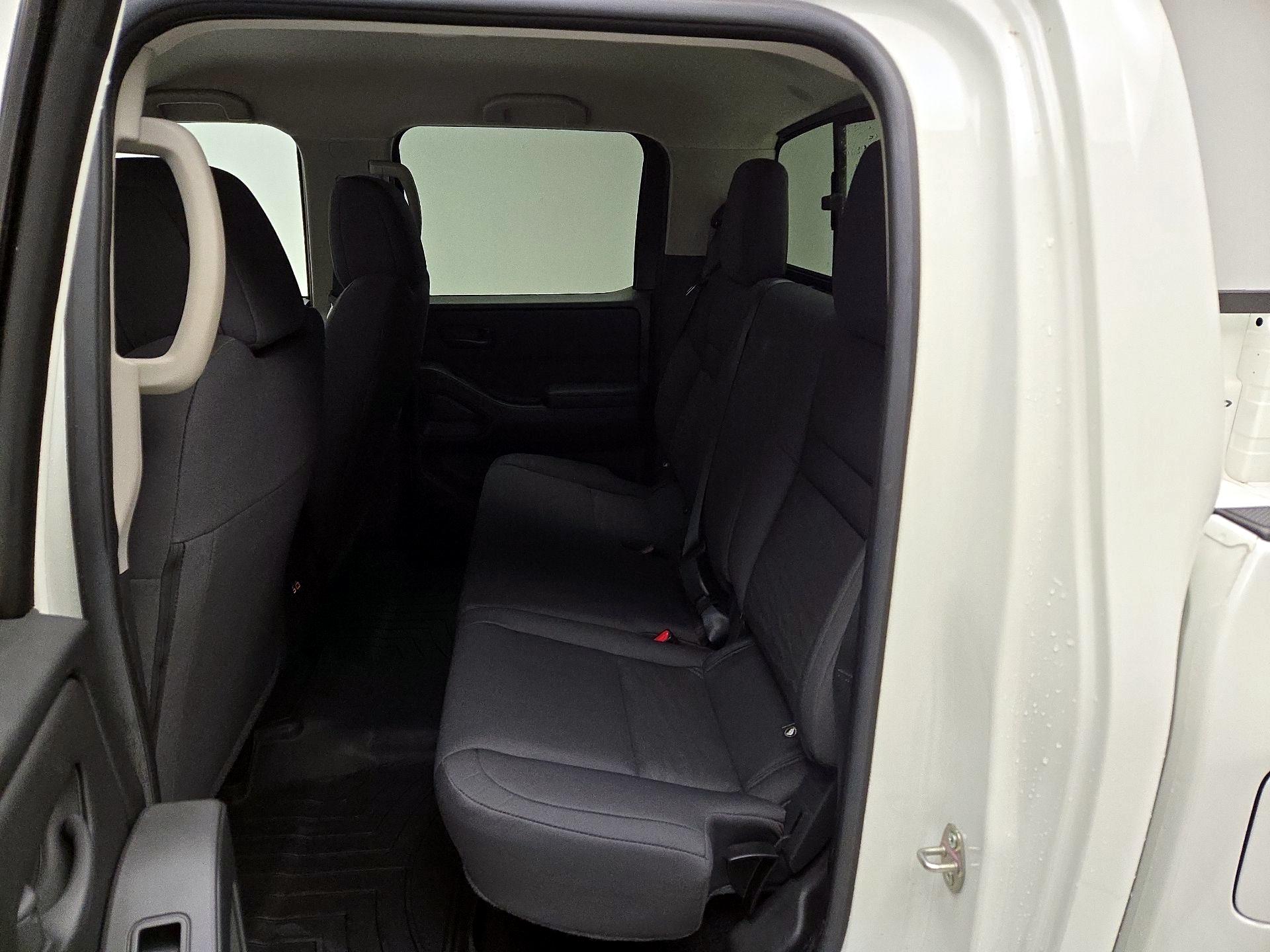 Thumbnail: 2025 Nissan Frontier - 19