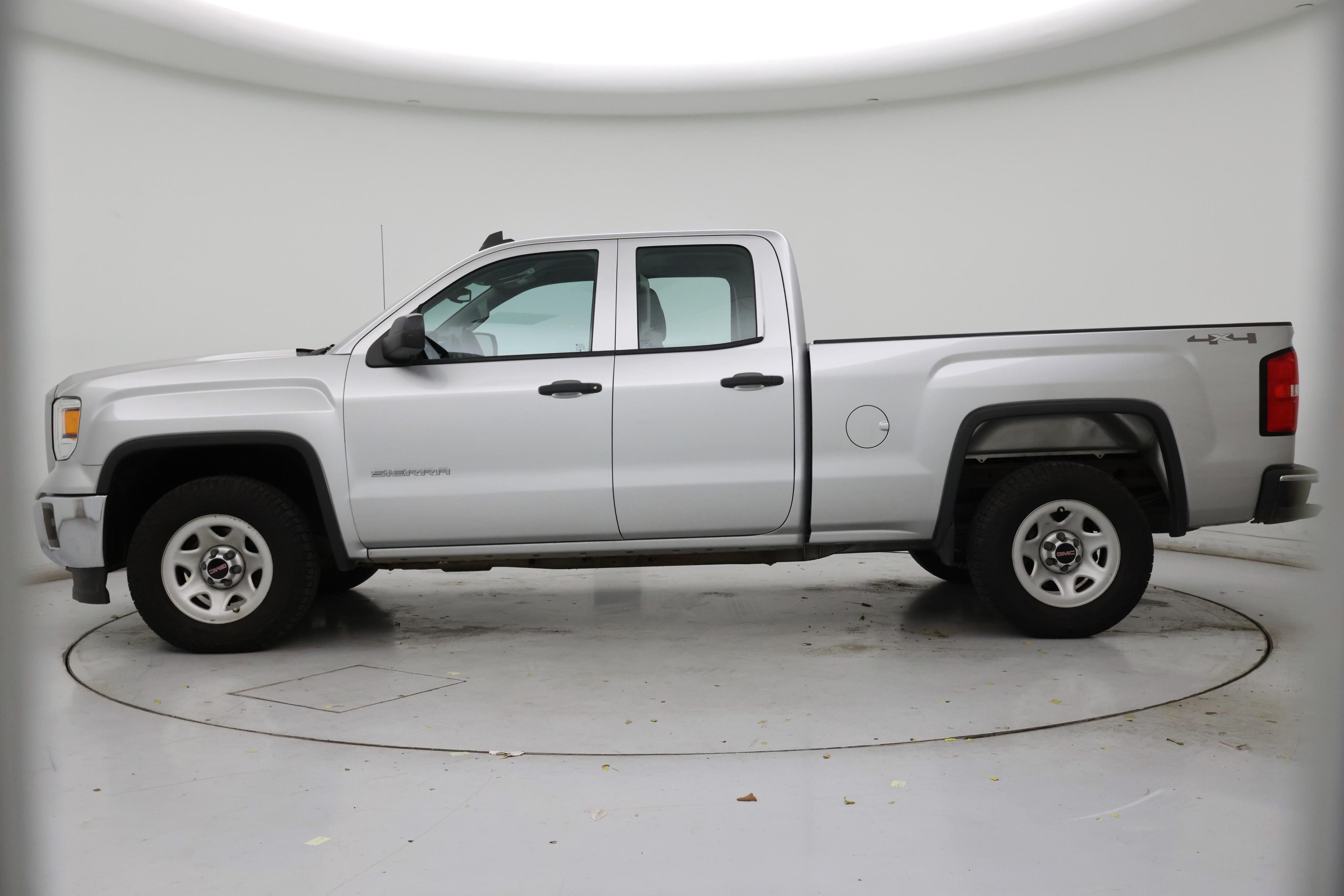 Thumbnail: 2015 GMC Sierra 1500 - 3