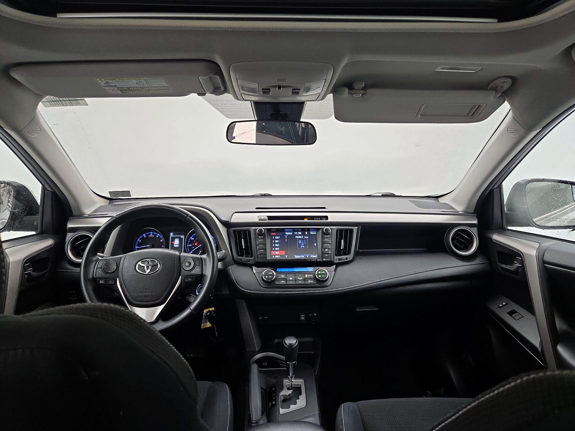 Thumbnail: 2017 Toyota RAV4 - 9