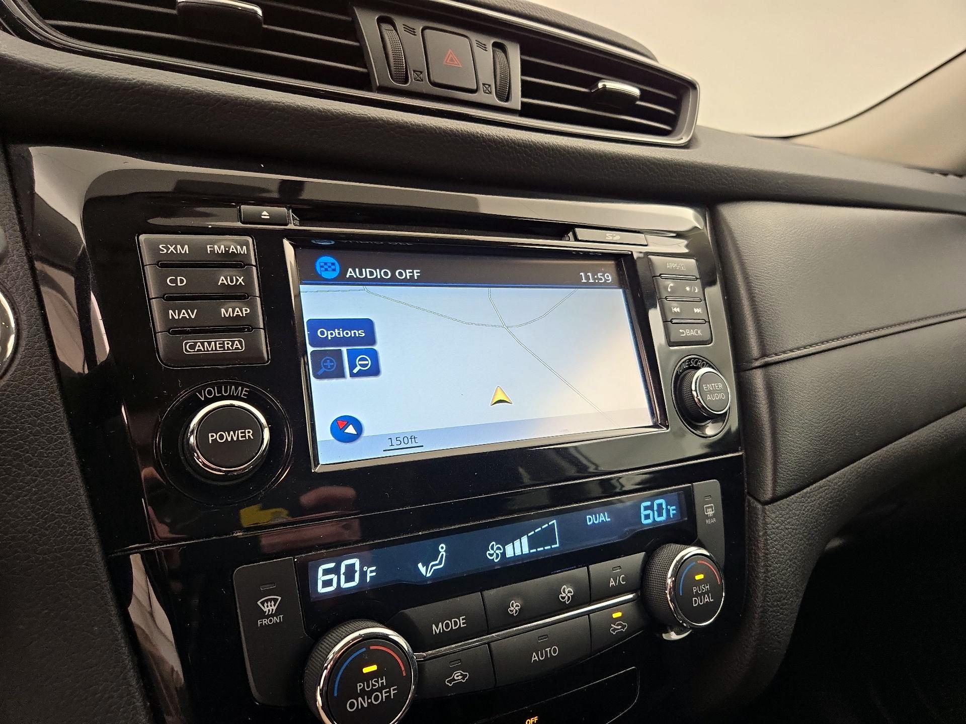 Thumbnail: 2017 Nissan Rogue - 14