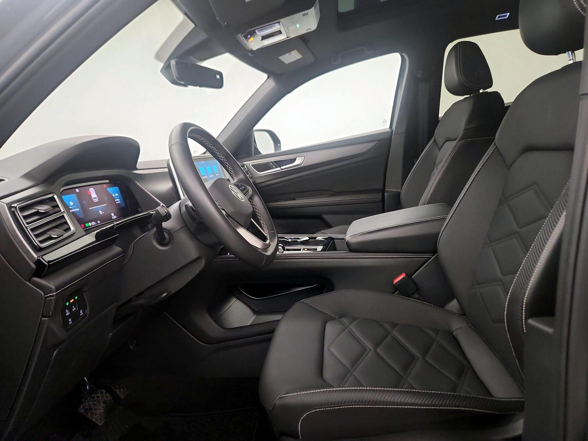 Thumbnail: 2024 Volkswagen Atlas - 11