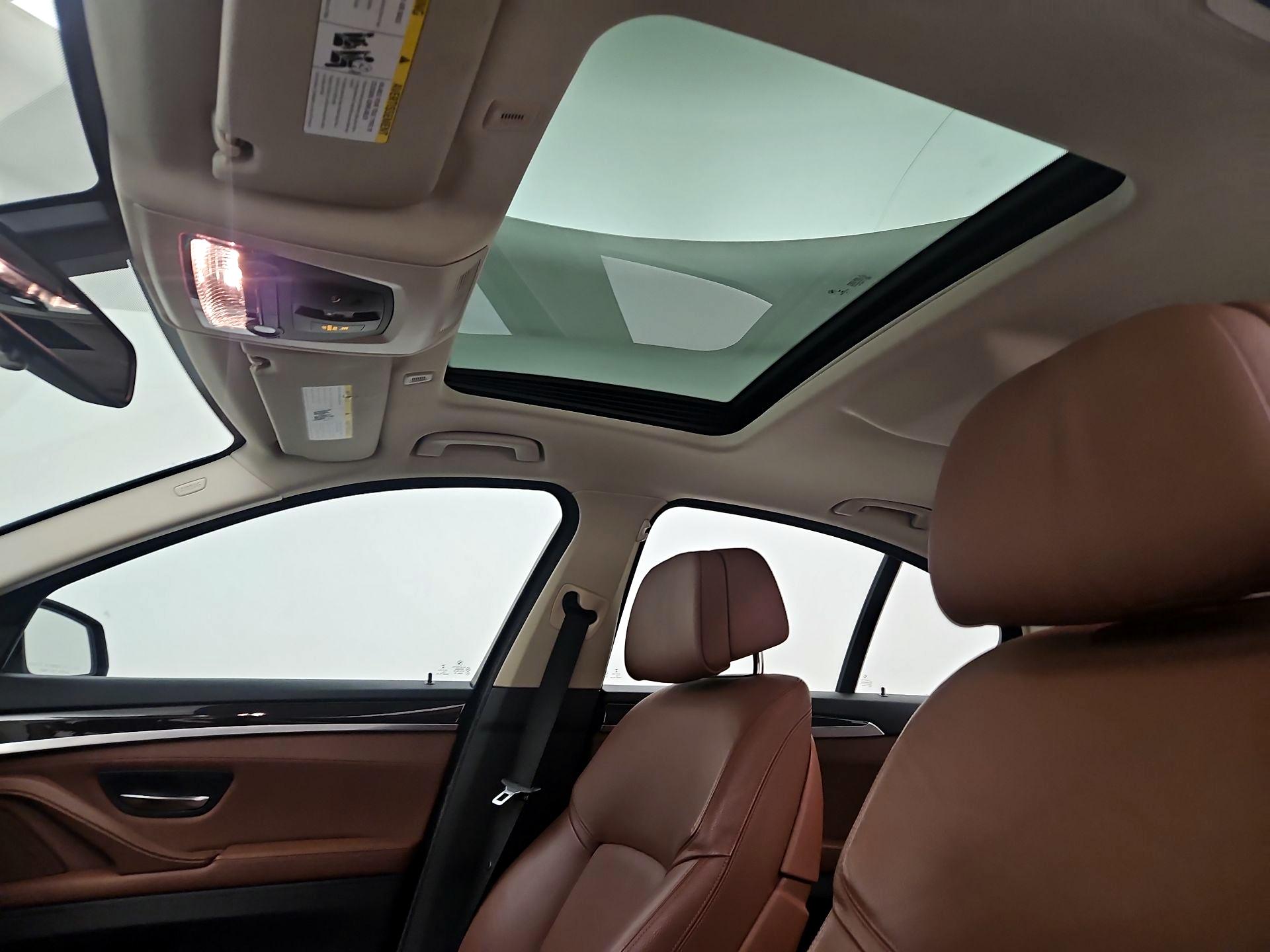 Thumbnail: 2014 BMW 5 Series - 20