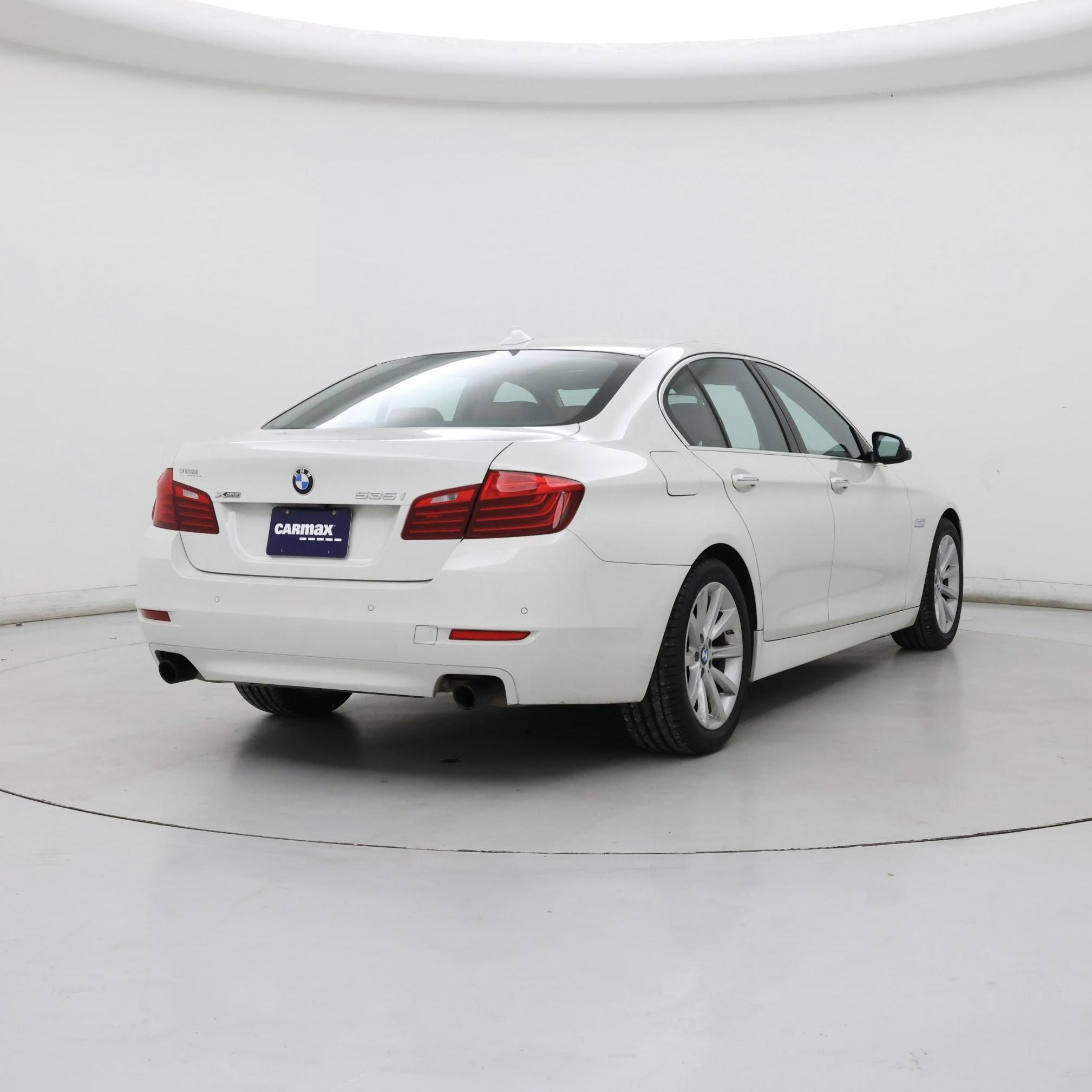 Thumbnail: 2014 BMW 5 Series - 8