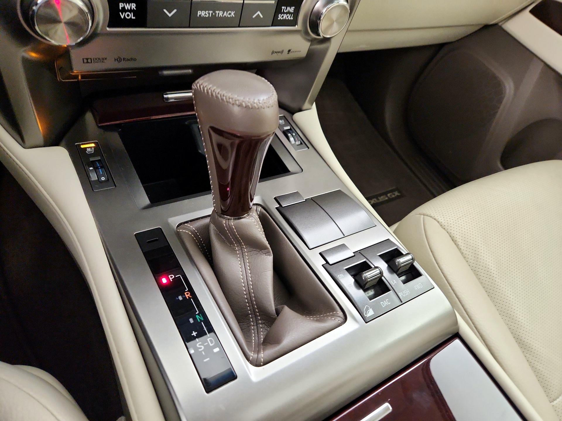 Thumbnail: 2017 Lexus GX - 18