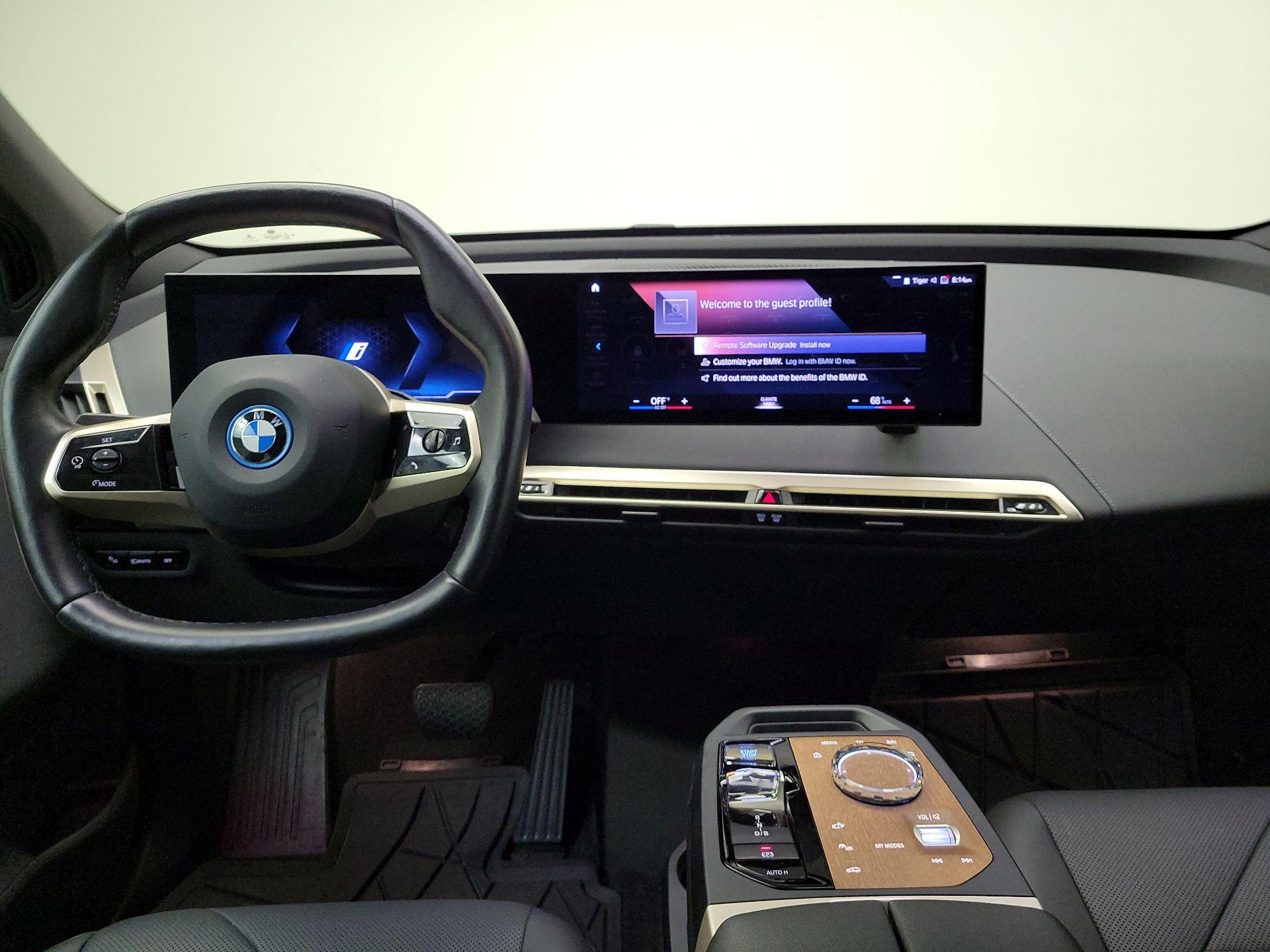 Thumbnail: 2023 BMW iX - 9