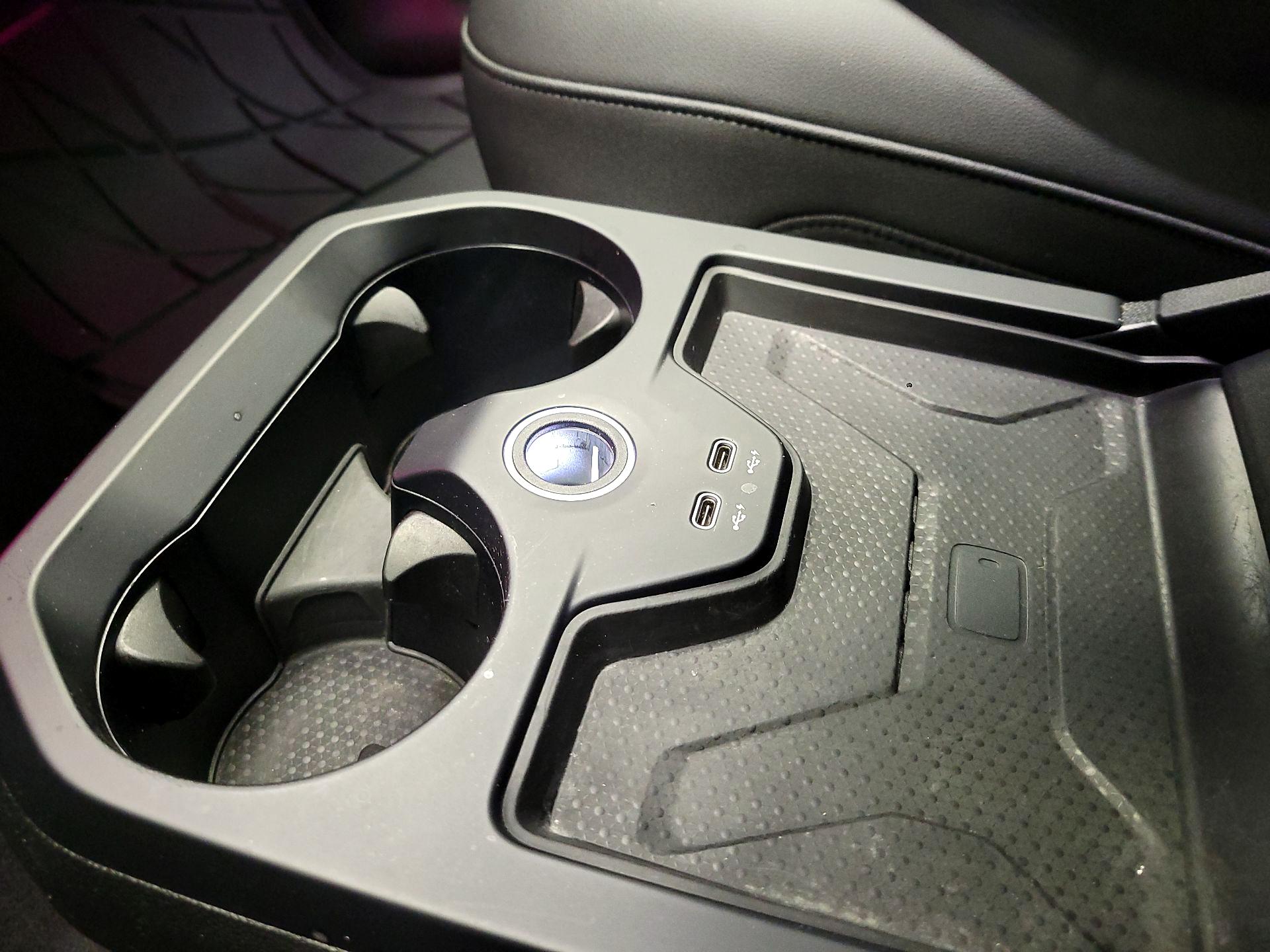 Thumbnail: 2023 BMW iX - 19