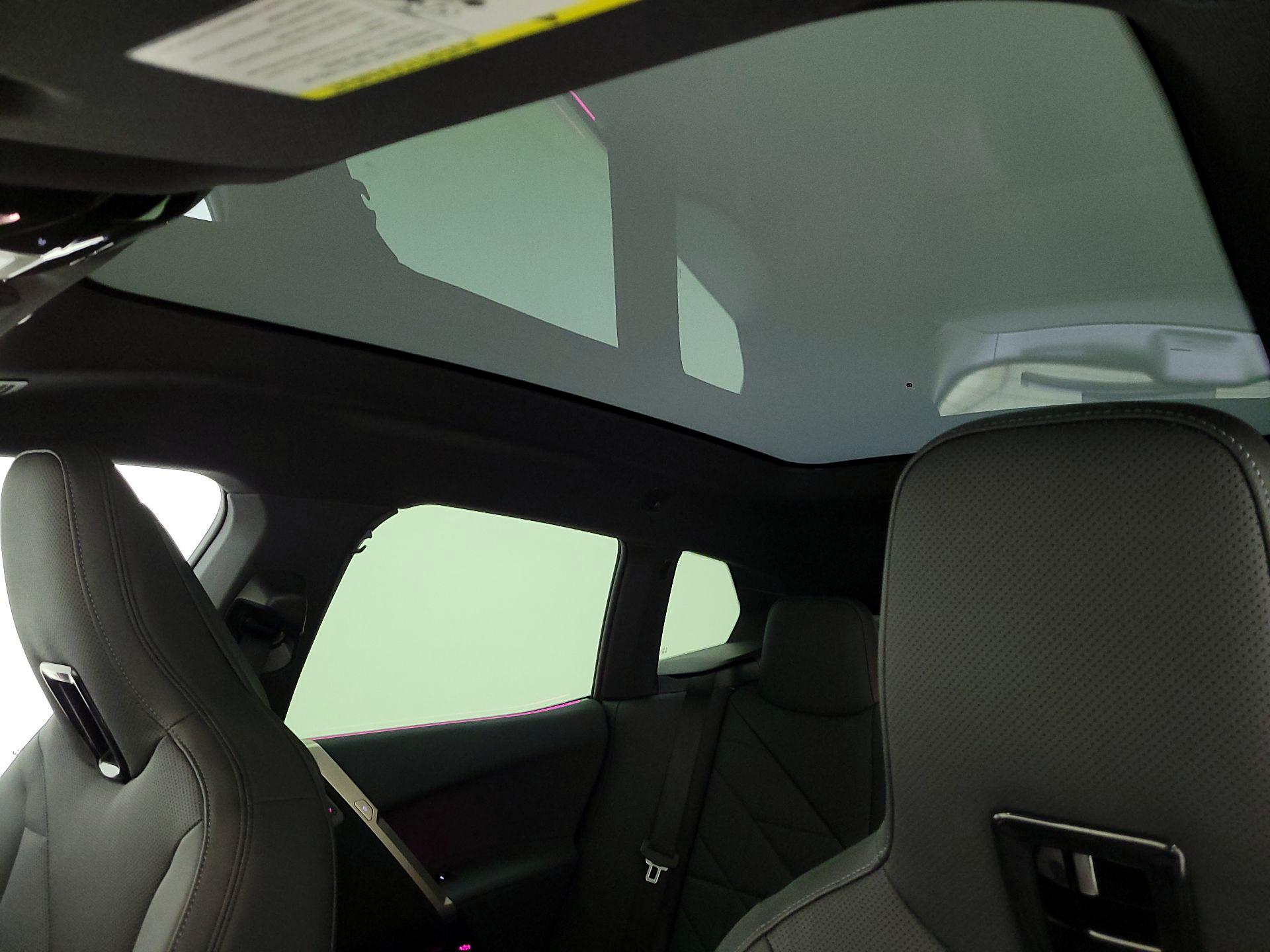 Thumbnail: 2023 BMW iX - 20