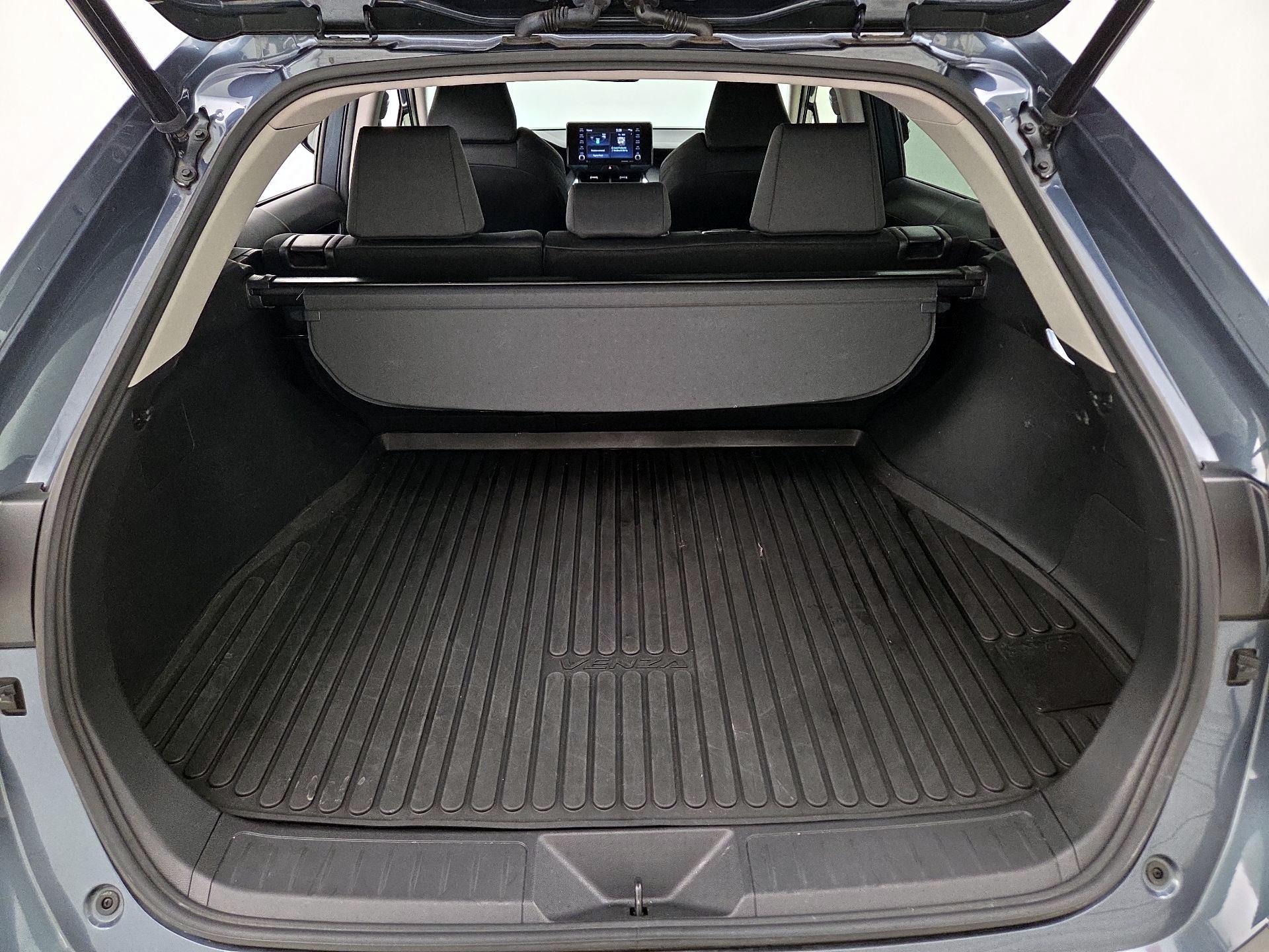 Thumbnail: 2021 Toyota Venza - 20