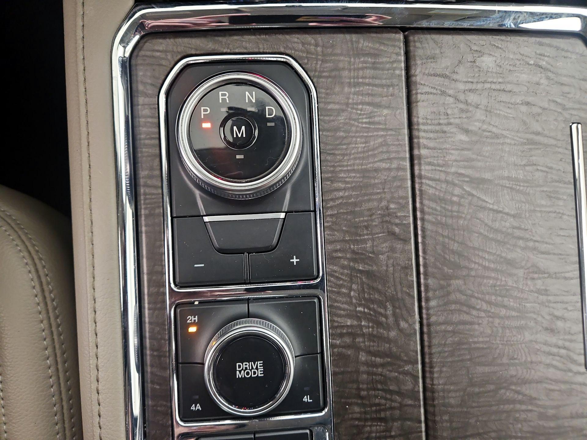 Thumbnail: 2021 Ford Expedition - 18