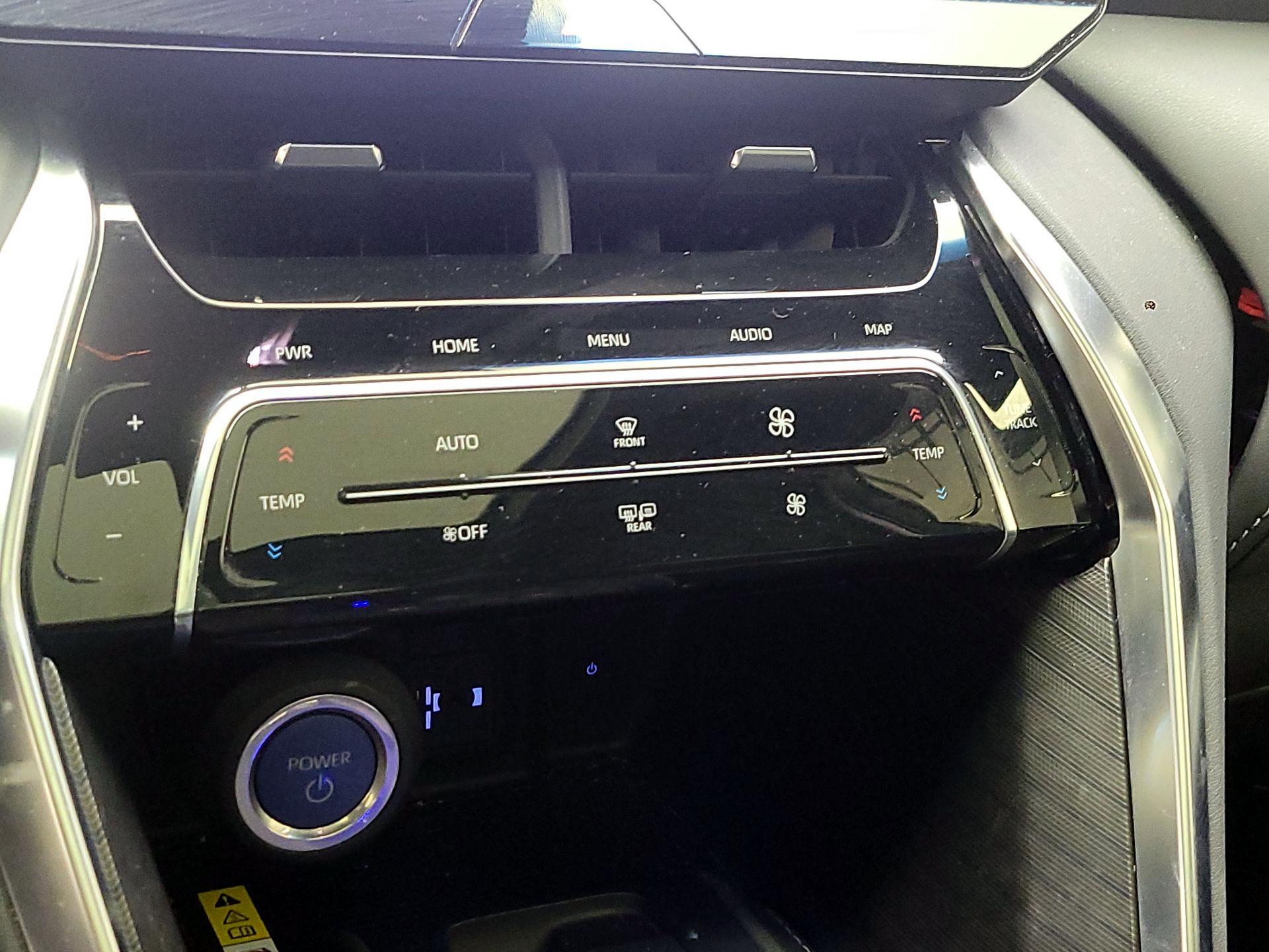 Thumbnail: 2022 Toyota Venza - 15