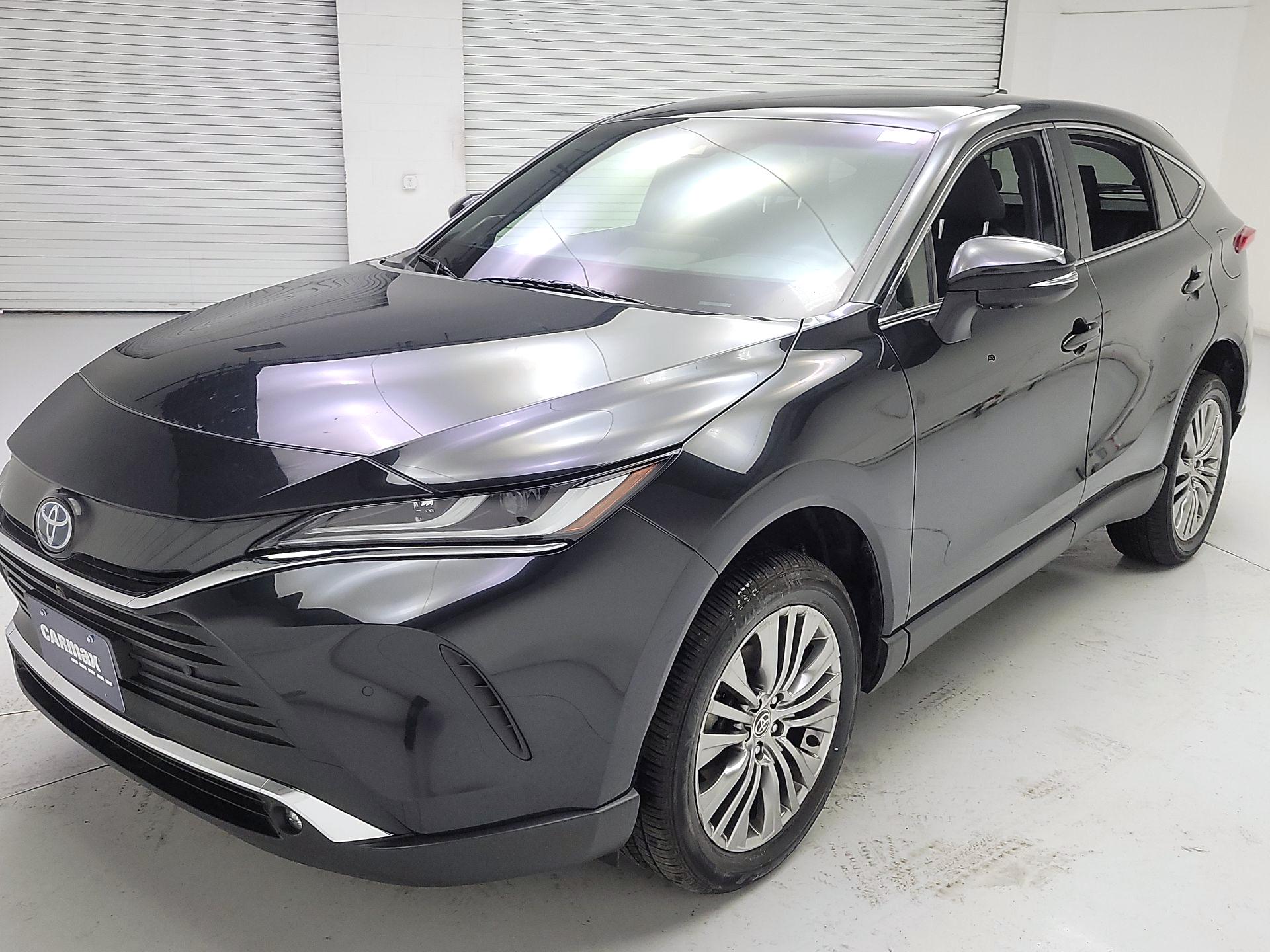 Thumbnail: 2022 Toyota Venza - 3