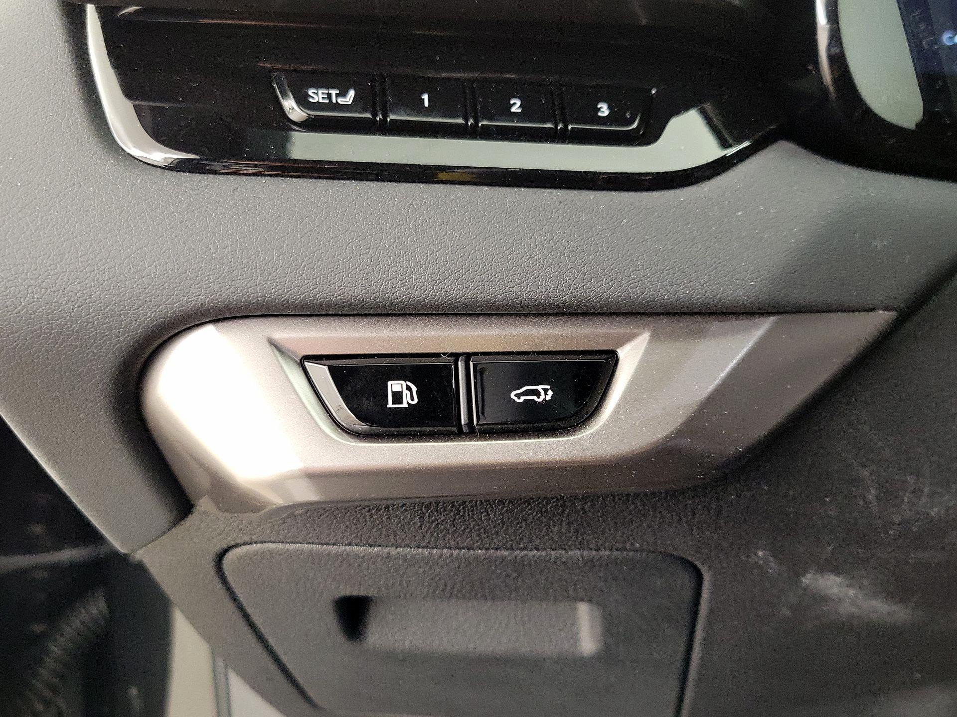 Thumbnail: 2025 Lexus RX - 13