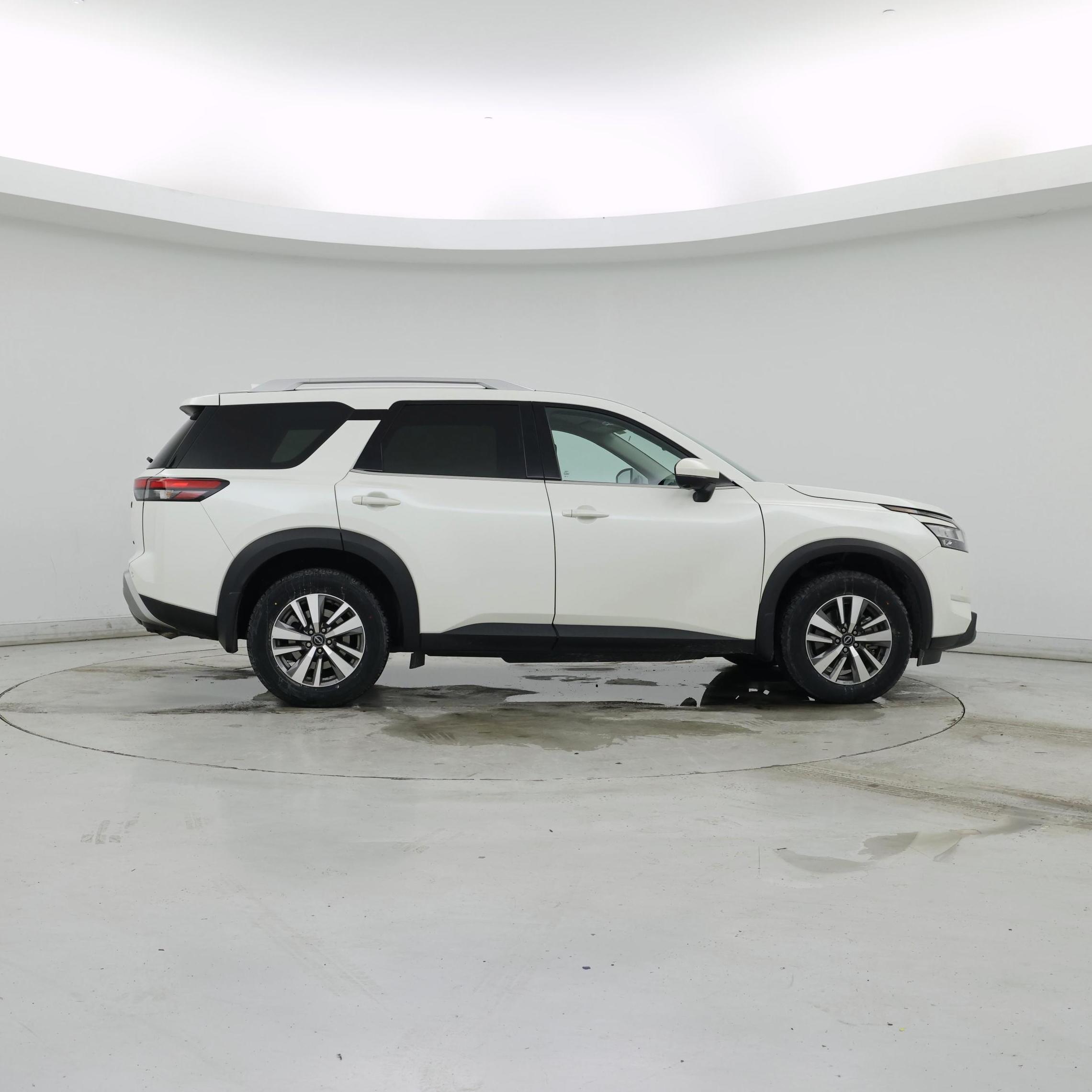 Thumbnail: 2022 Nissan Pathfinder - 7