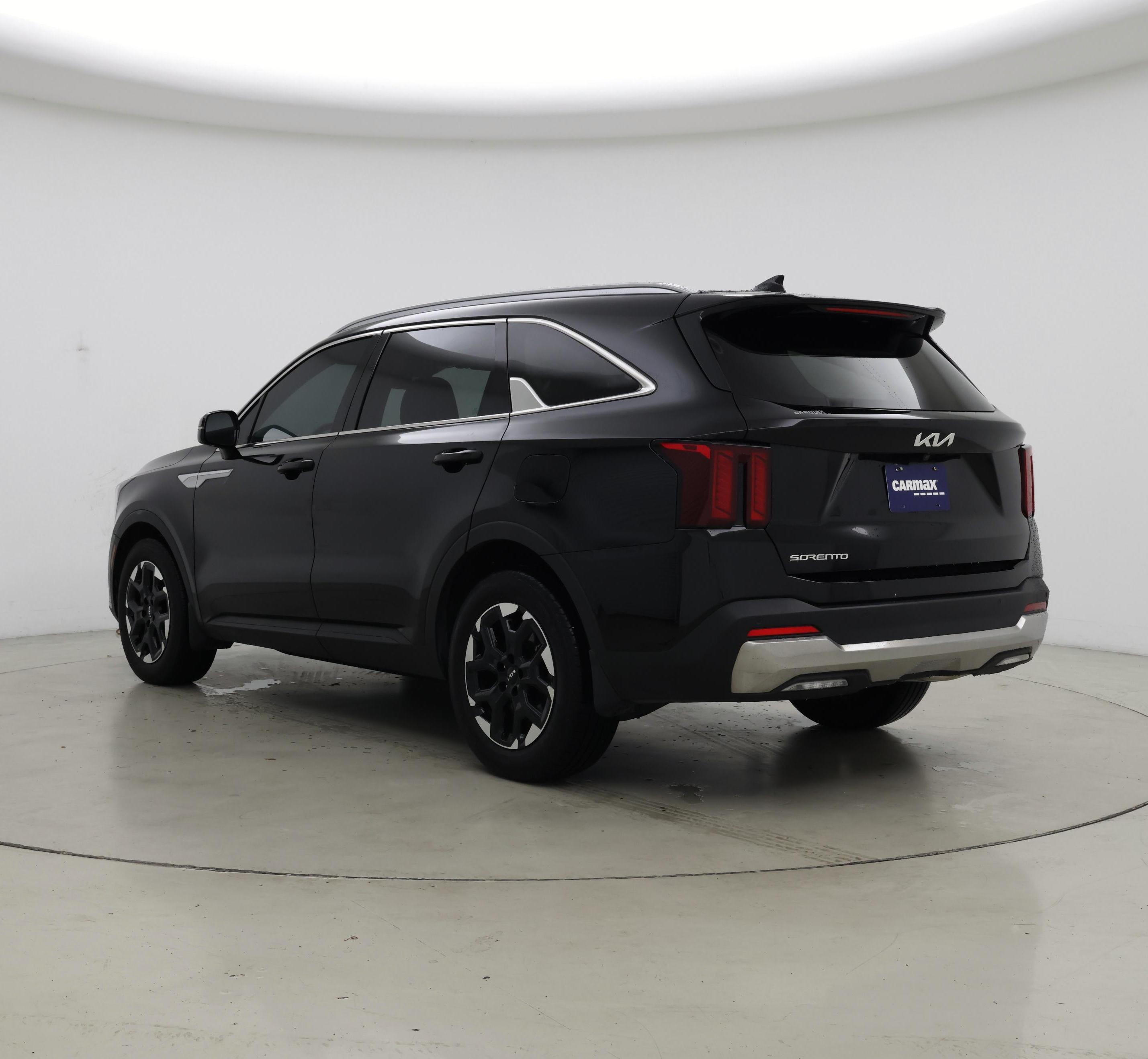 Thumbnail: 2025 Kia Sorento - 2