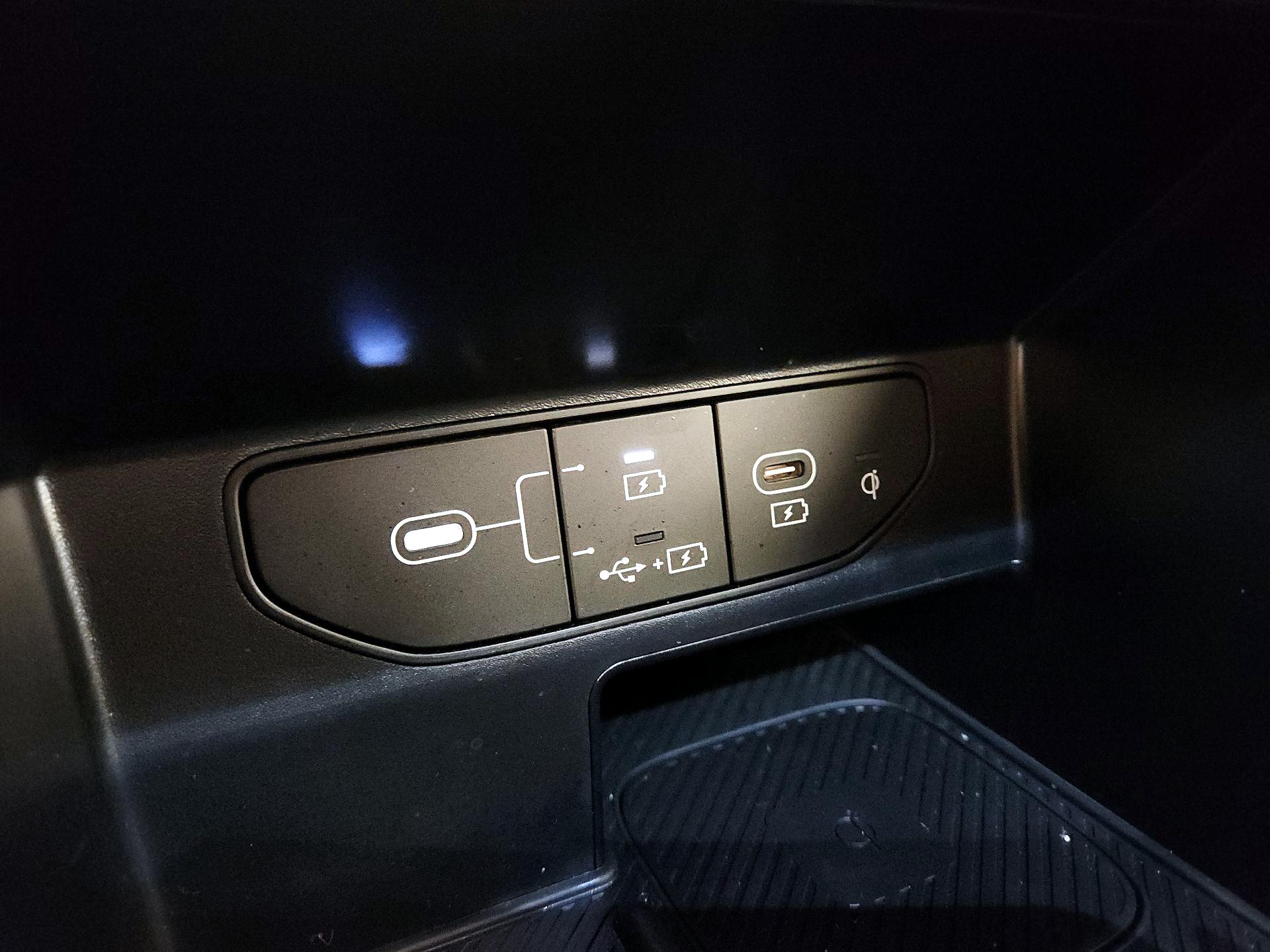 Thumbnail: 2025 Kia Sorento - 19