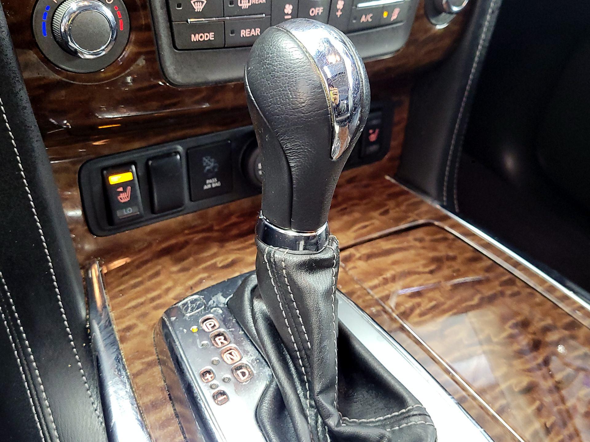 Thumbnail: 2018 Nissan Armada - 18