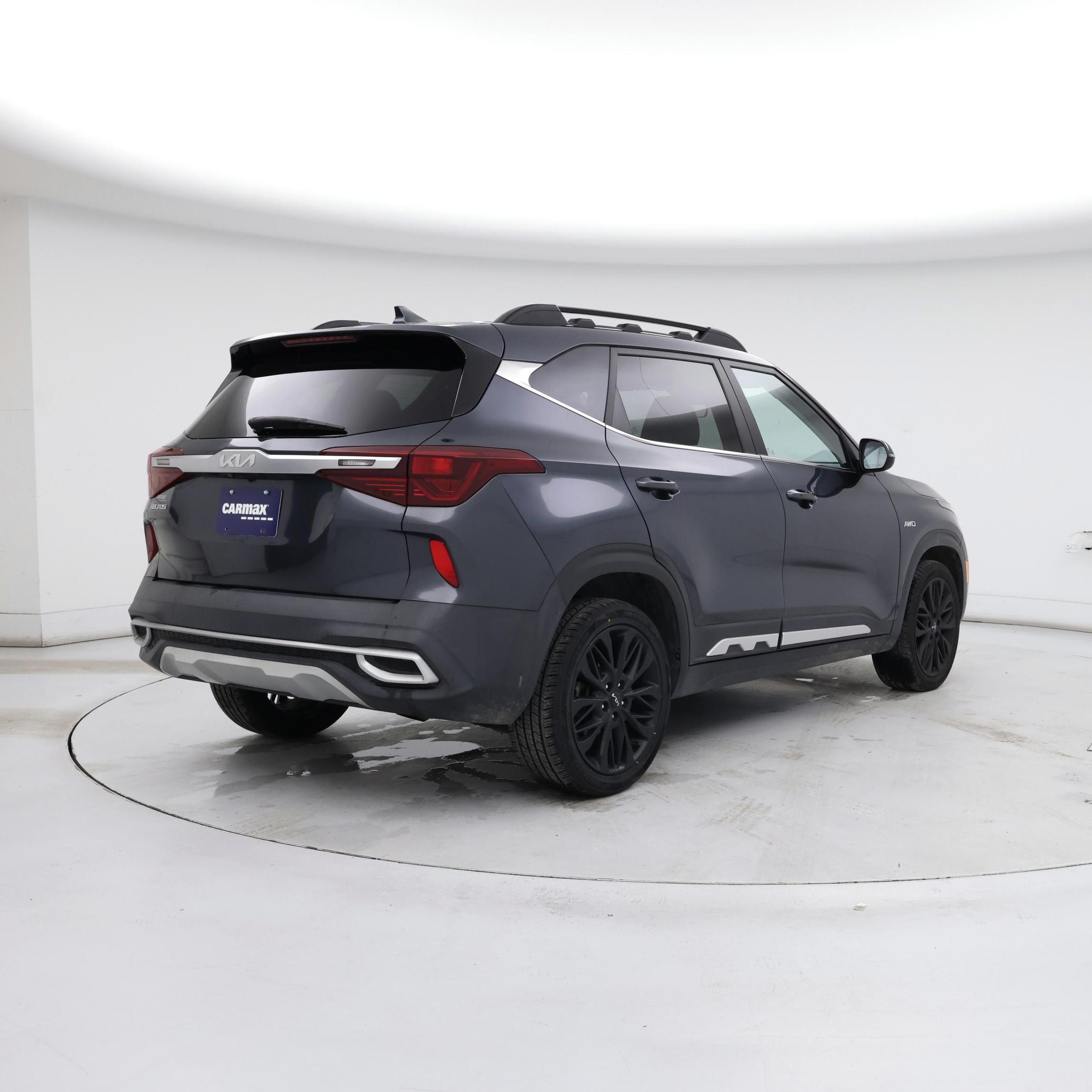 Thumbnail: 2022 Kia Seltos - 8