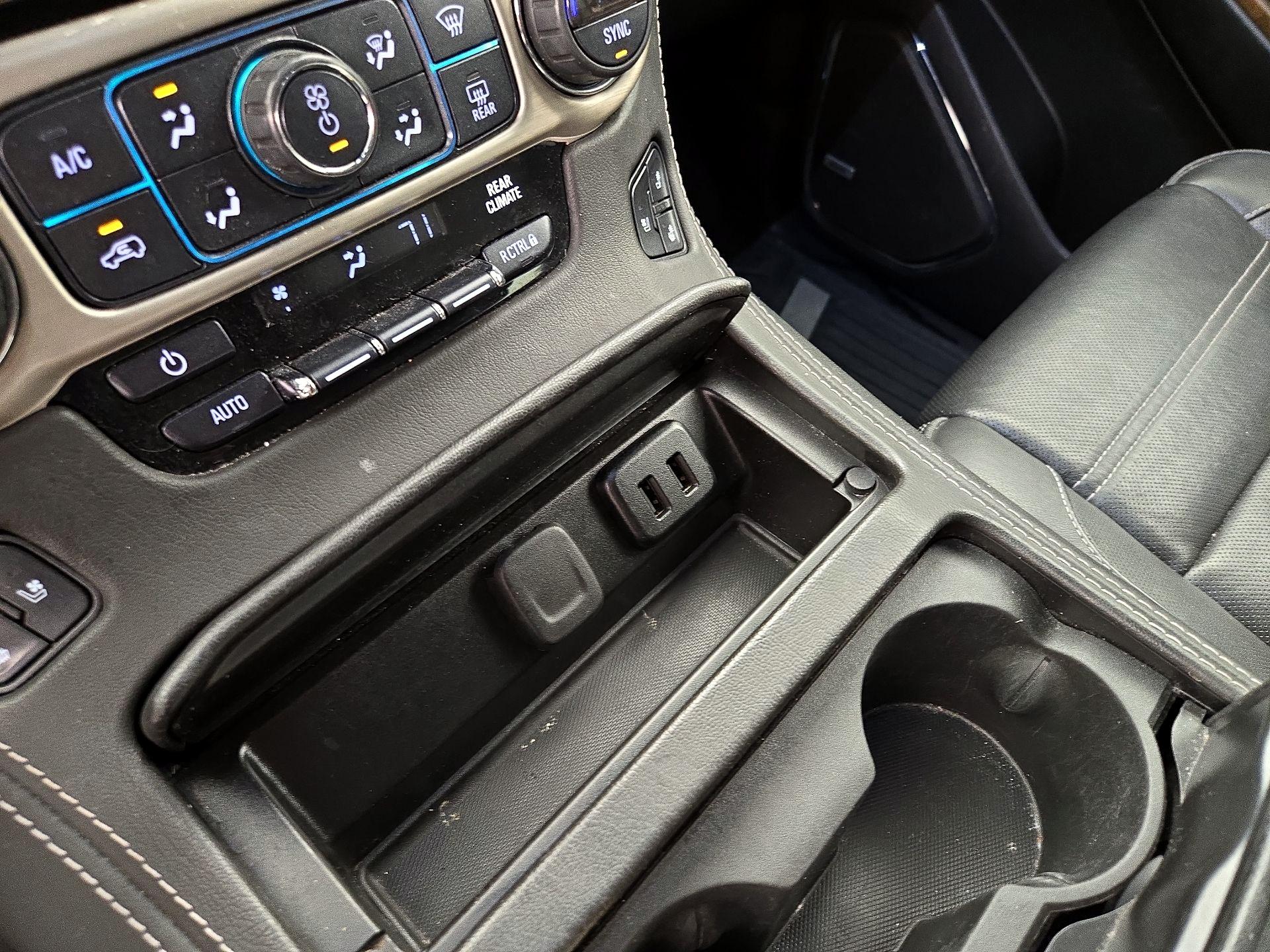 Thumbnail: 2020 GMC Yukon - 19