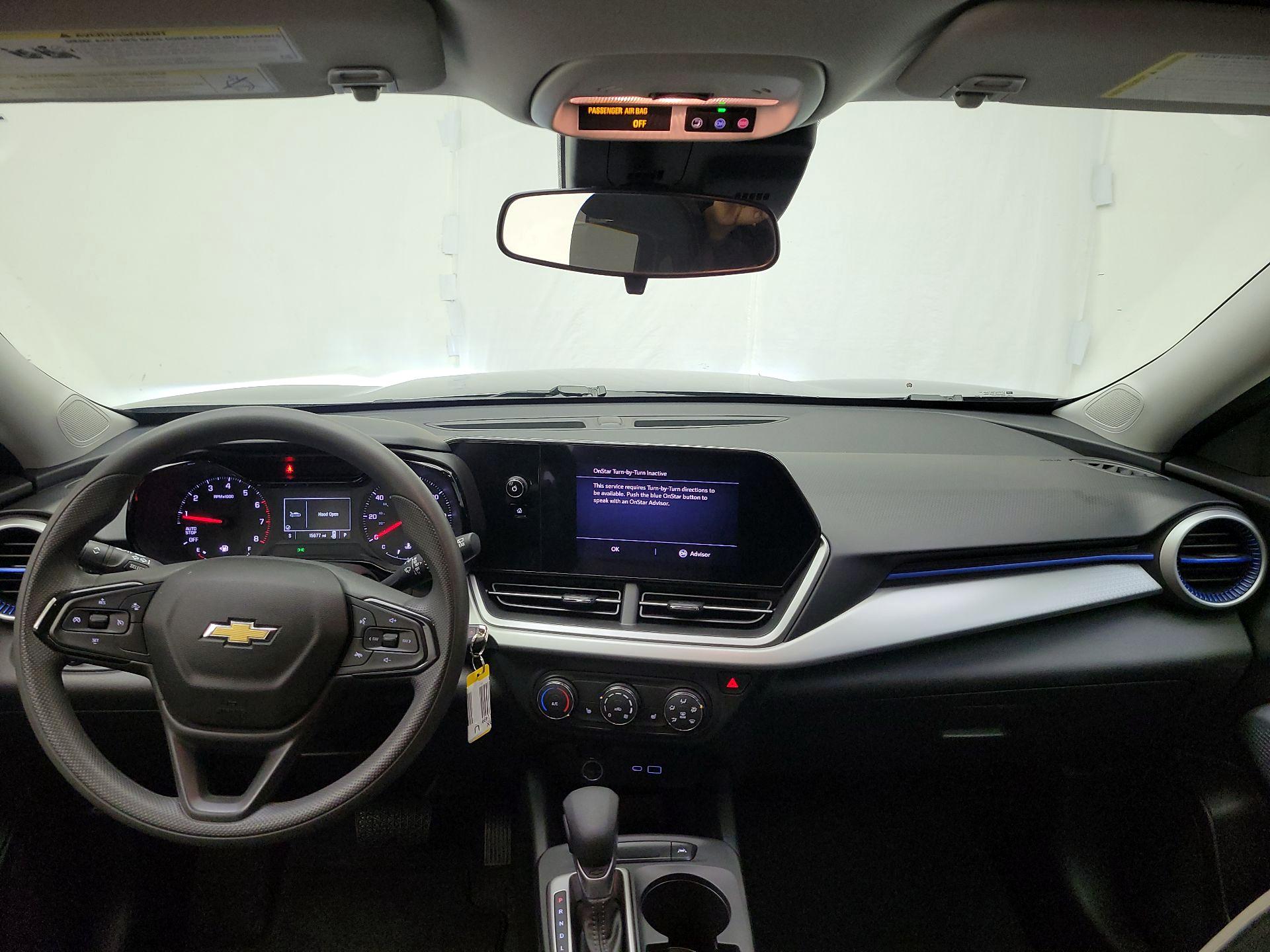 Thumbnail: 2025 Chevrolet Trax - 9