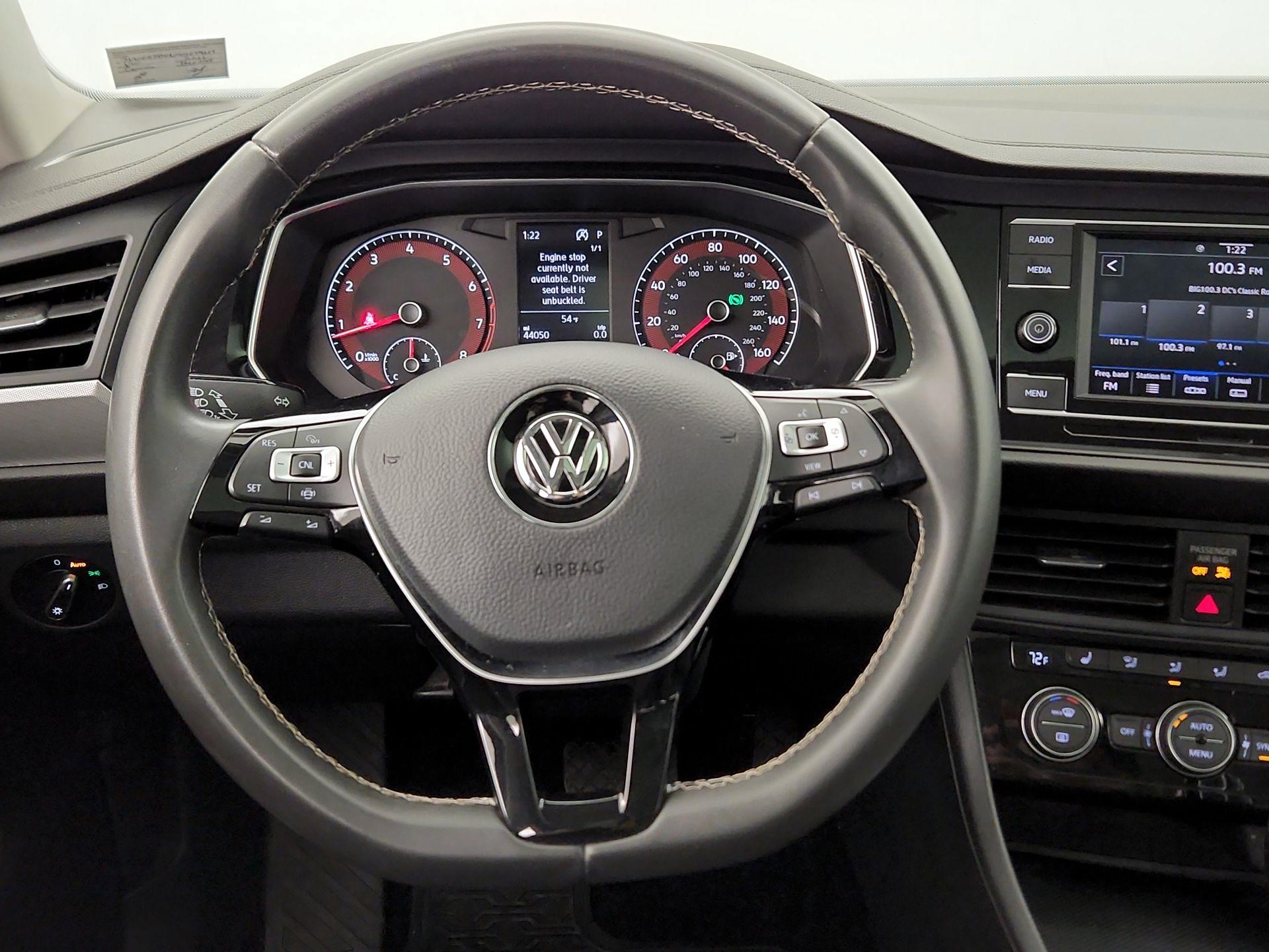 Thumbnail: 2021 Volkswagen Jetta - 10