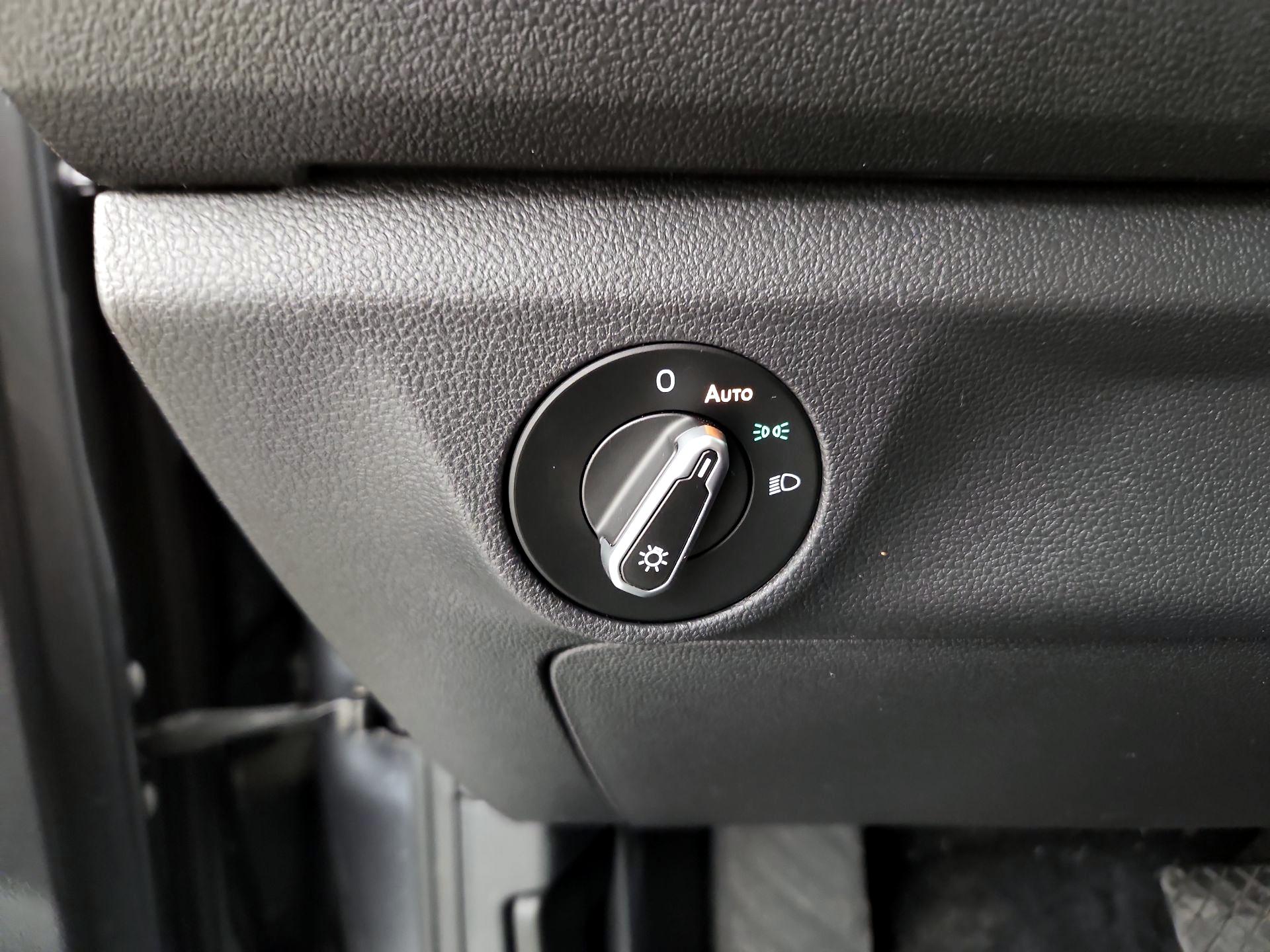 Thumbnail: 2021 Volkswagen Jetta - 13