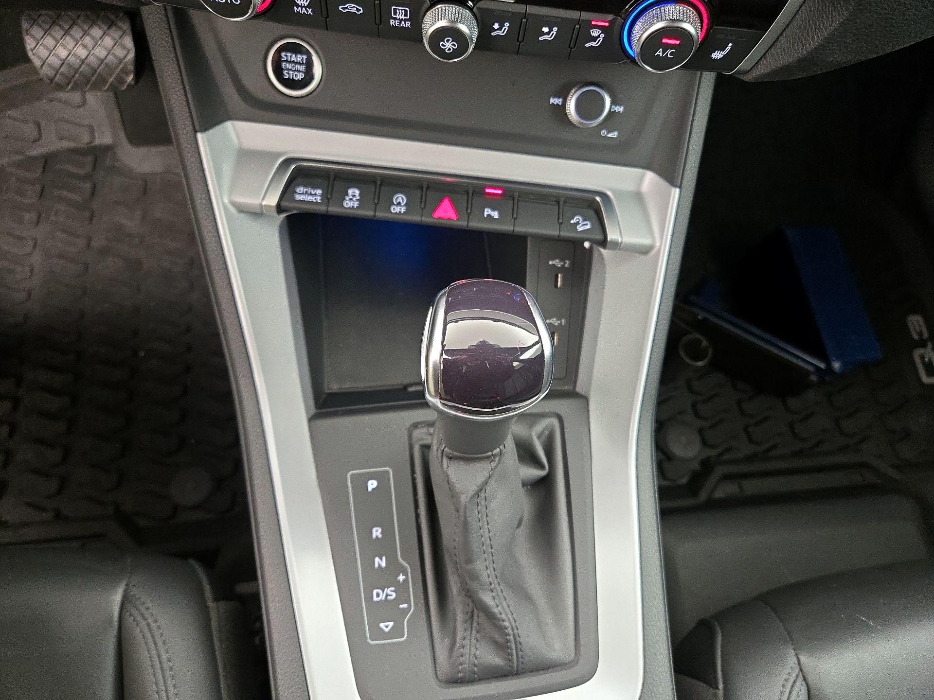 Thumbnail: 2022 Audi Q3 - 18