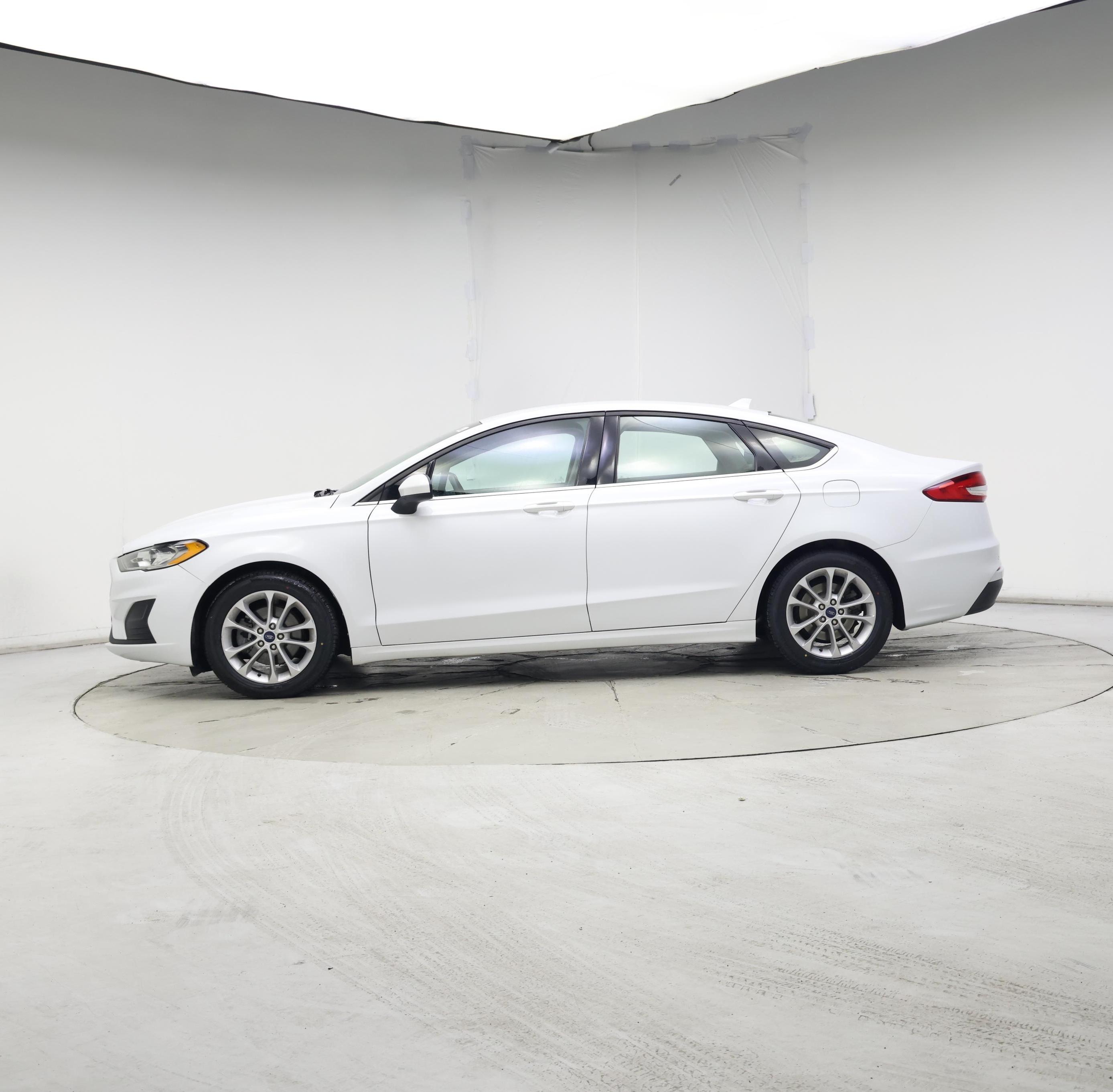 Thumbnail: 2019 Ford Fusion - 3