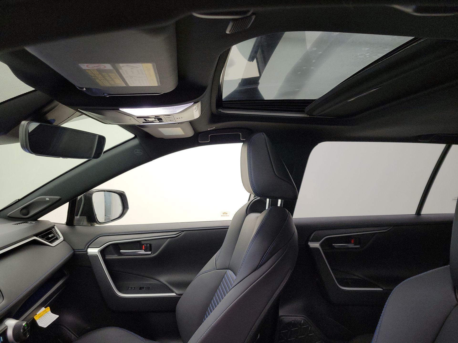 Thumbnail: 2024 Toyota RAV4 - 19