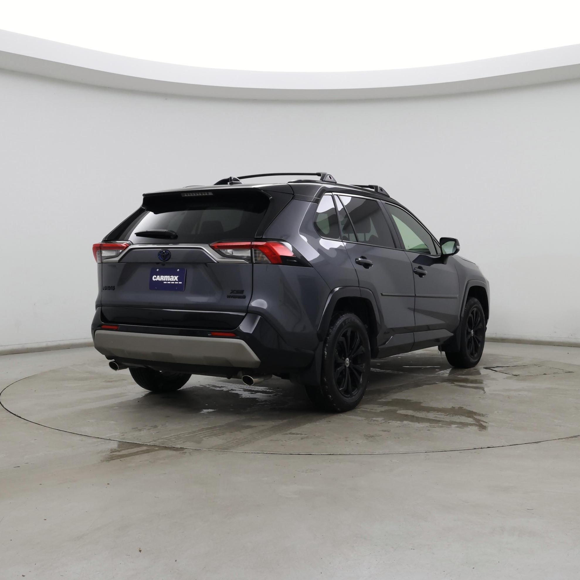 Thumbnail: 2024 Toyota RAV4 - 8