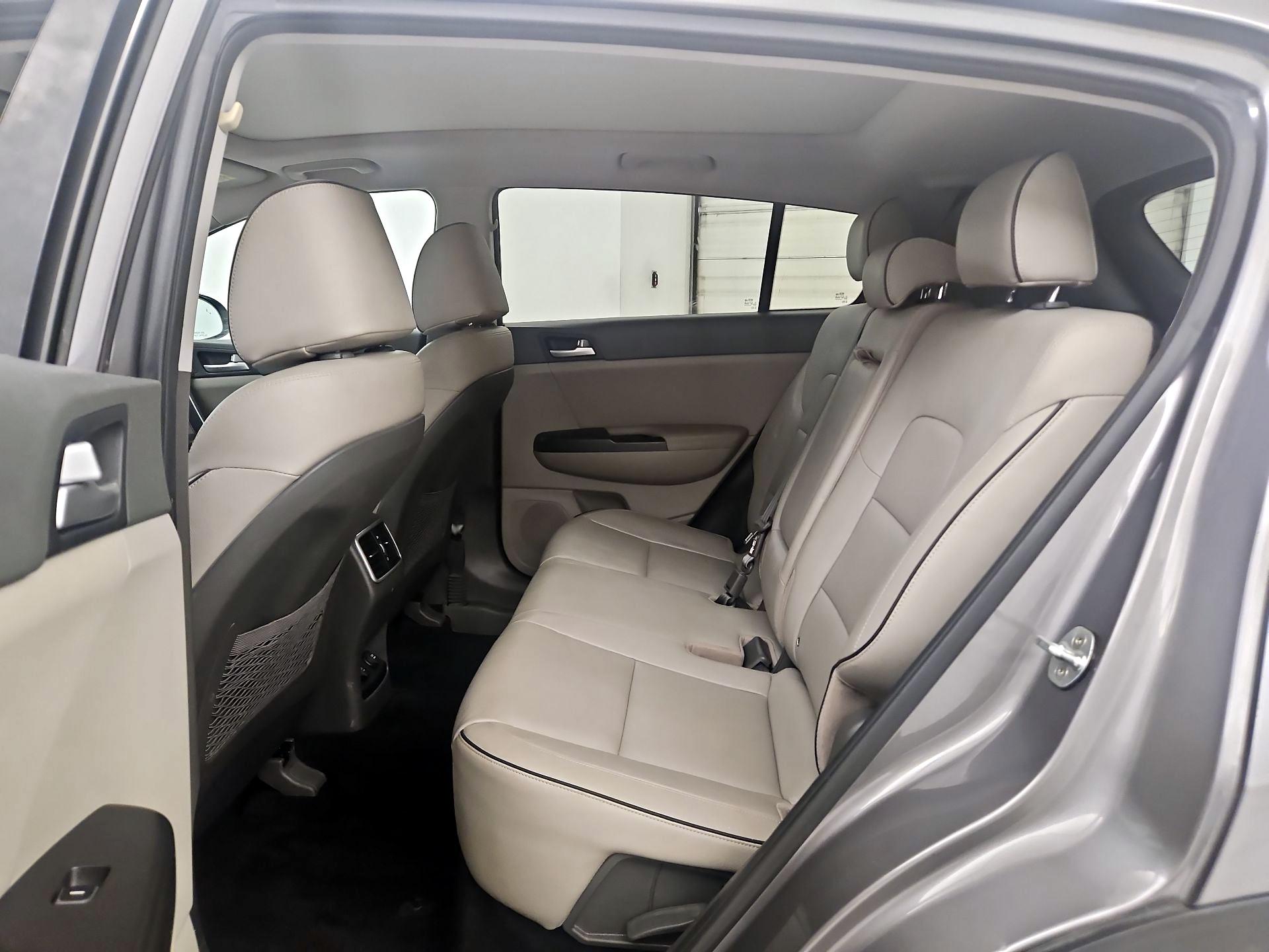 Thumbnail: 2017 Kia Sportage - 20