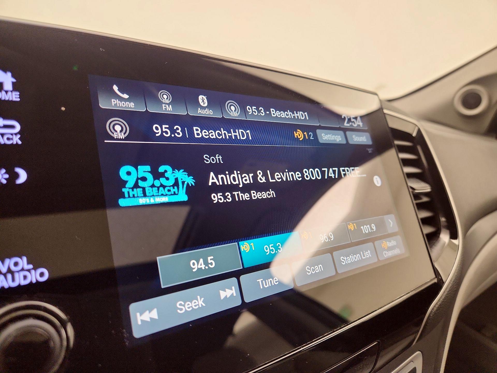 Thumbnail: 2020 Honda Pilot - 15