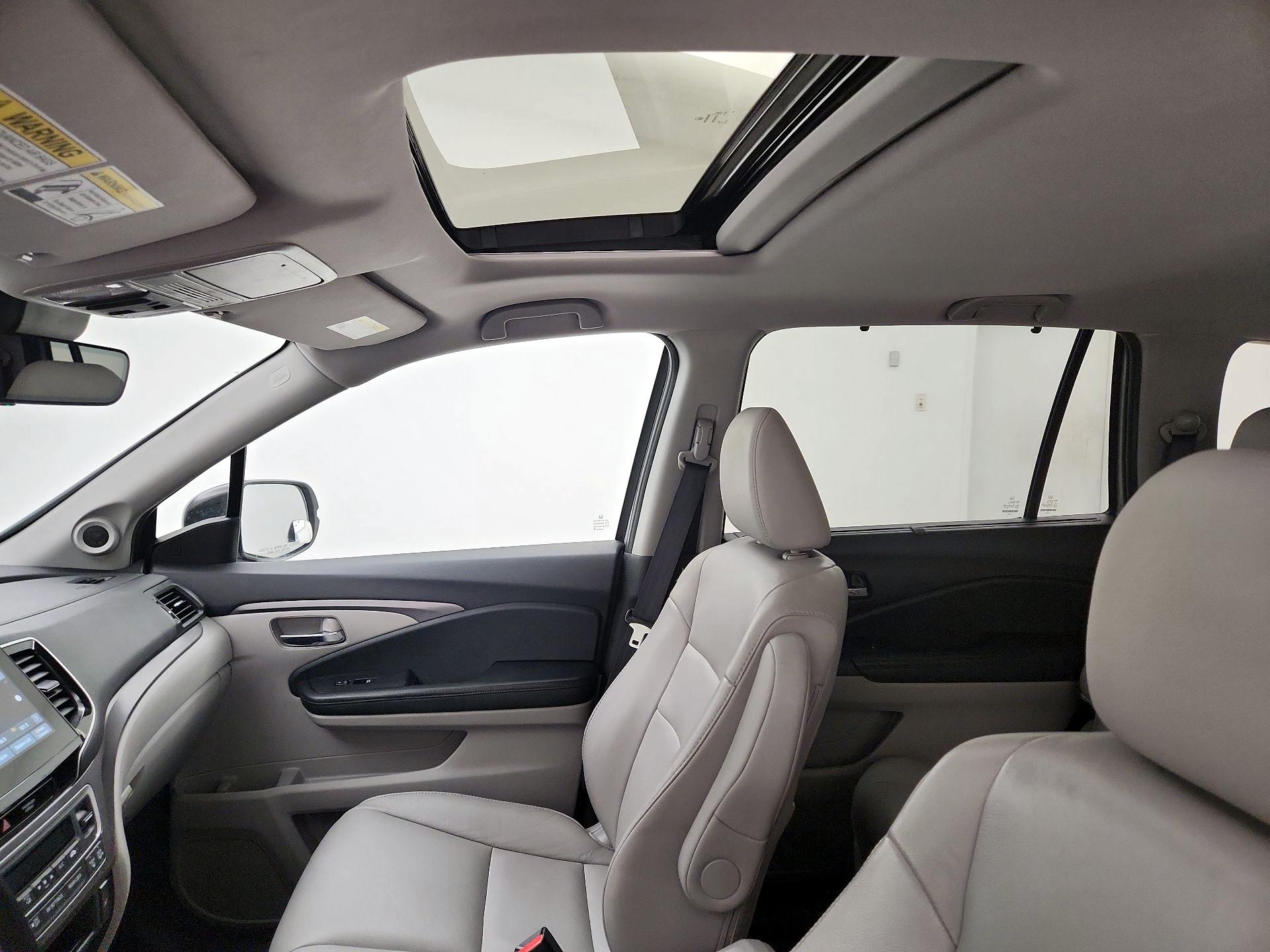 Thumbnail: 2020 Honda Pilot - 19