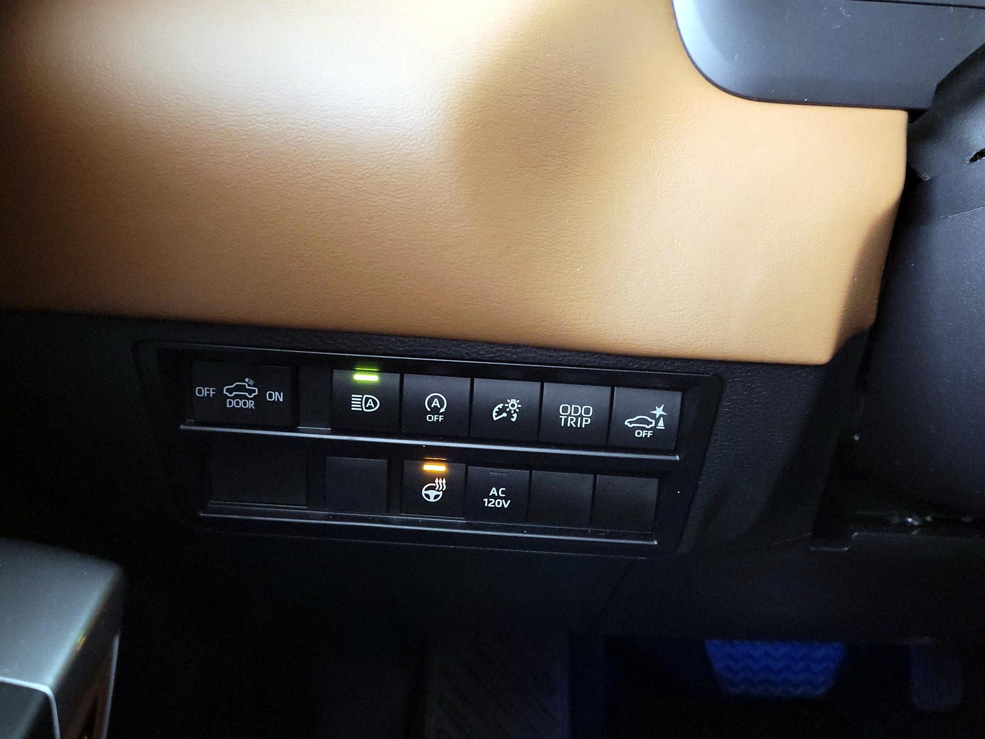 Thumbnail: 2023 Toyota Tundra - 13