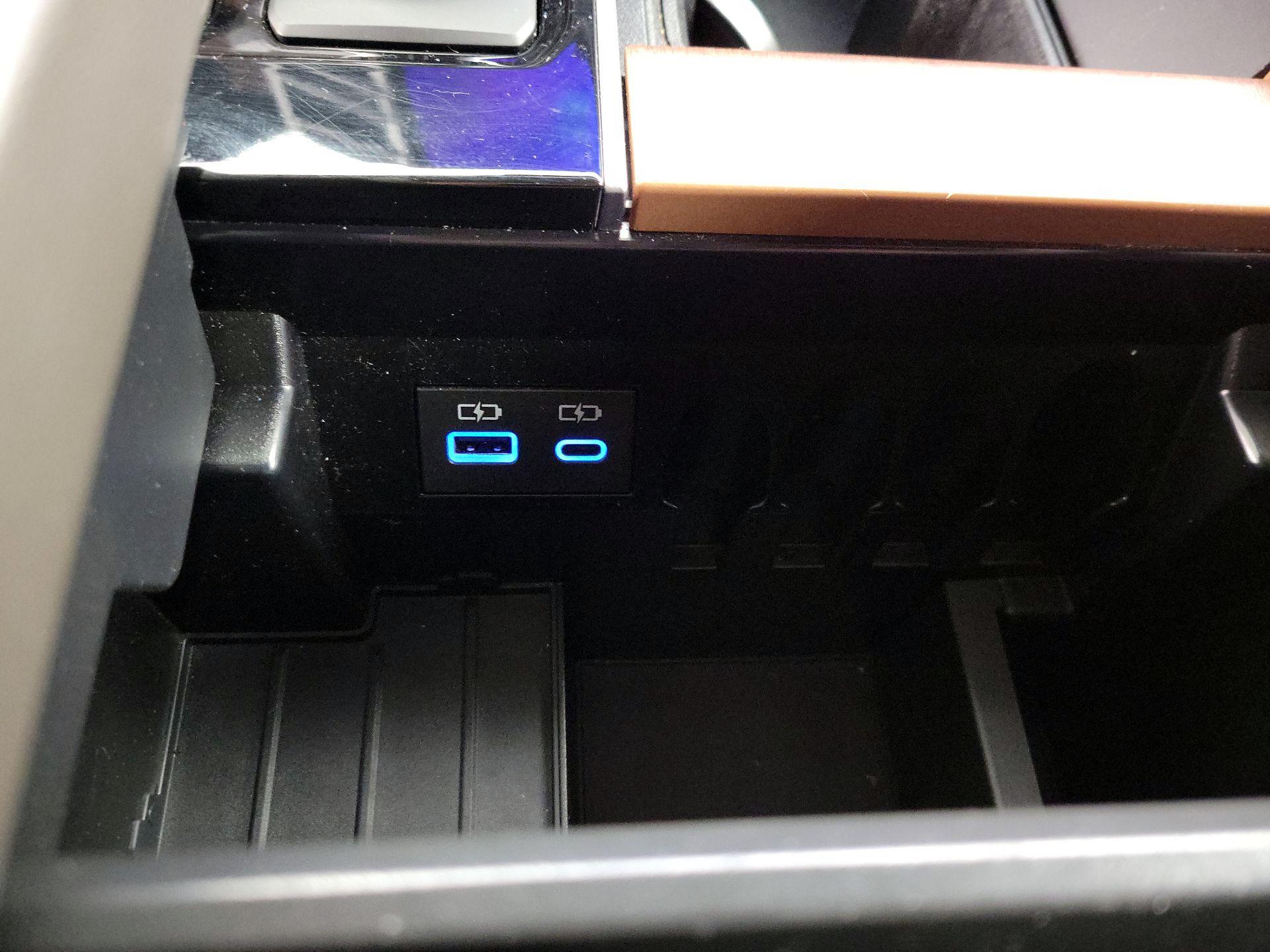 Thumbnail: 2023 Toyota Tundra - 18