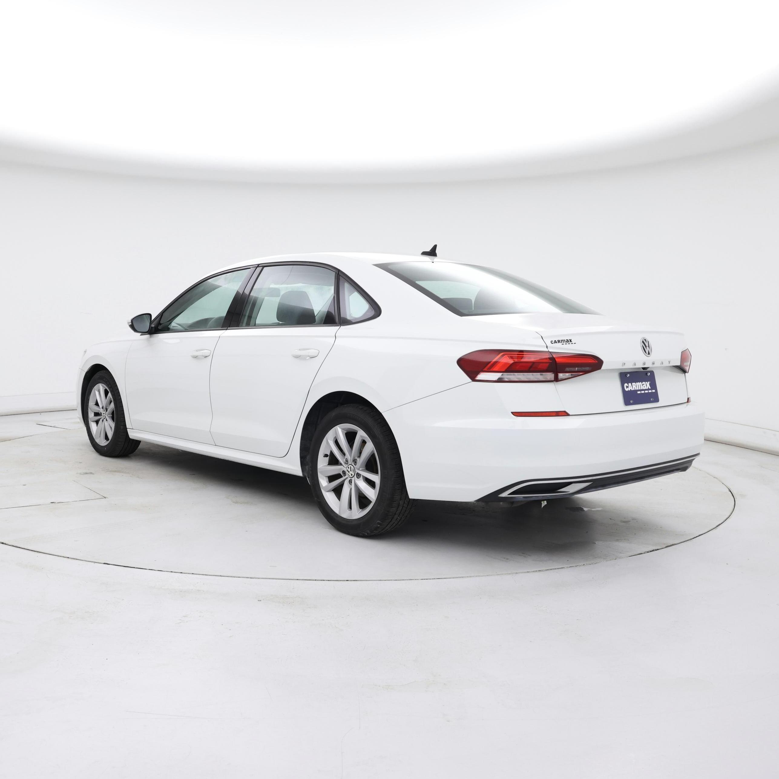 Thumbnail: 2020 Volkswagen Passat - 2