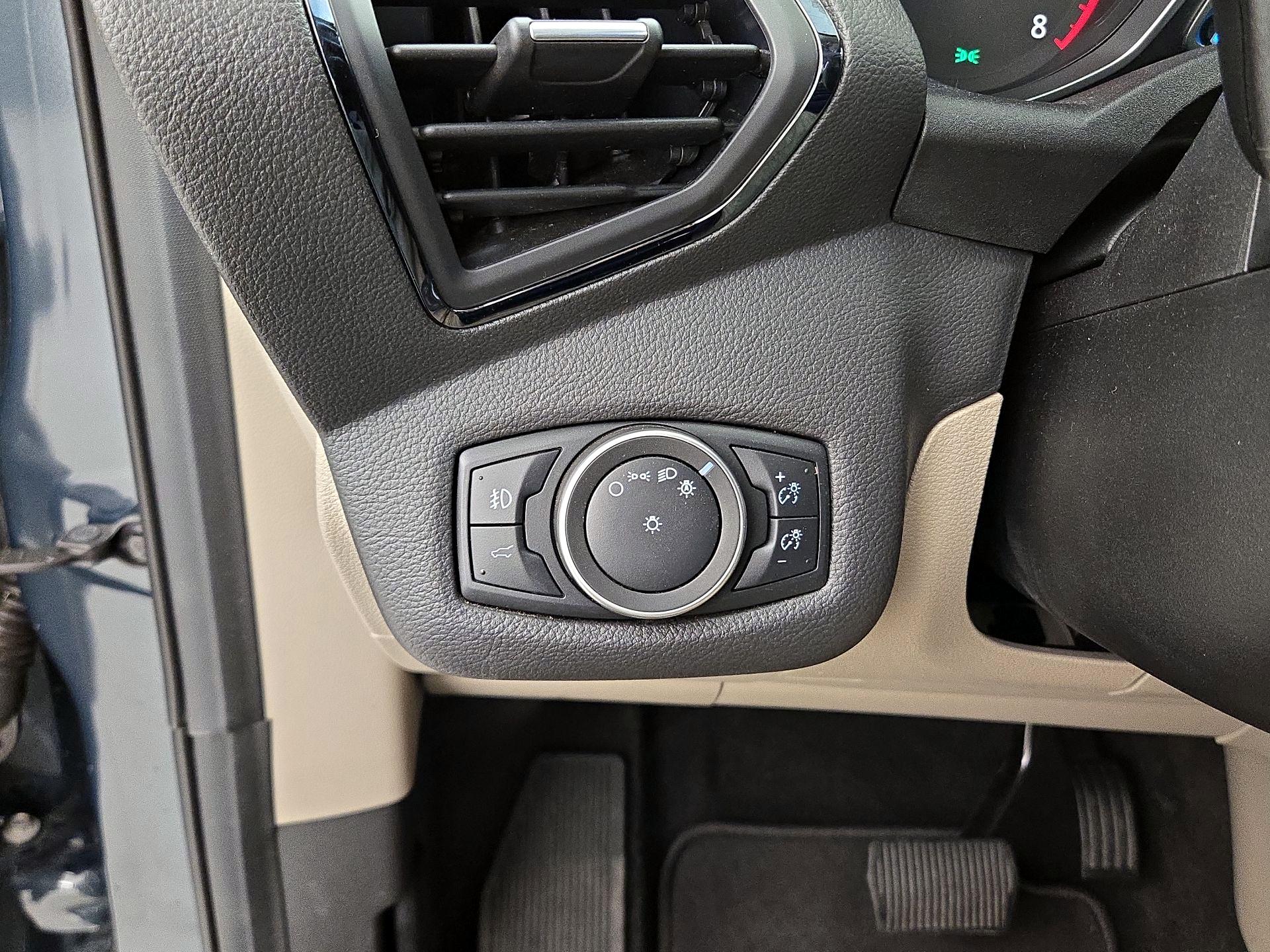 Thumbnail: 2019 Ford Escape - 13