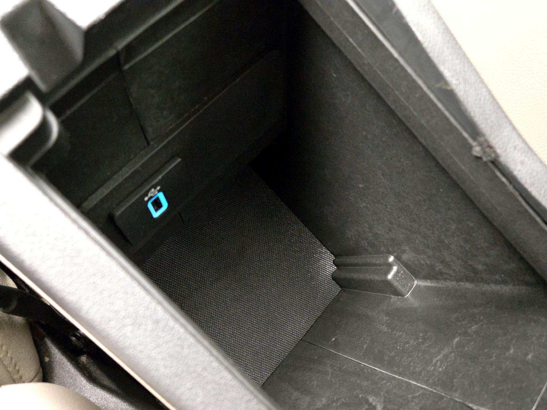 Thumbnail: 2019 Ford Escape - 19