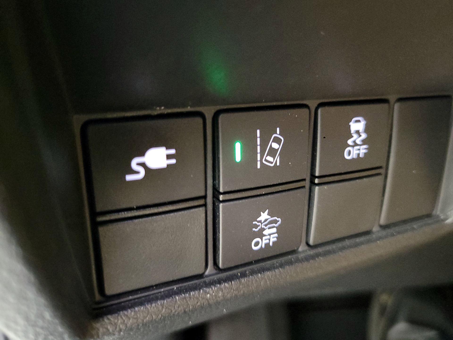 Thumbnail: 2018 Honda Clarity - 13