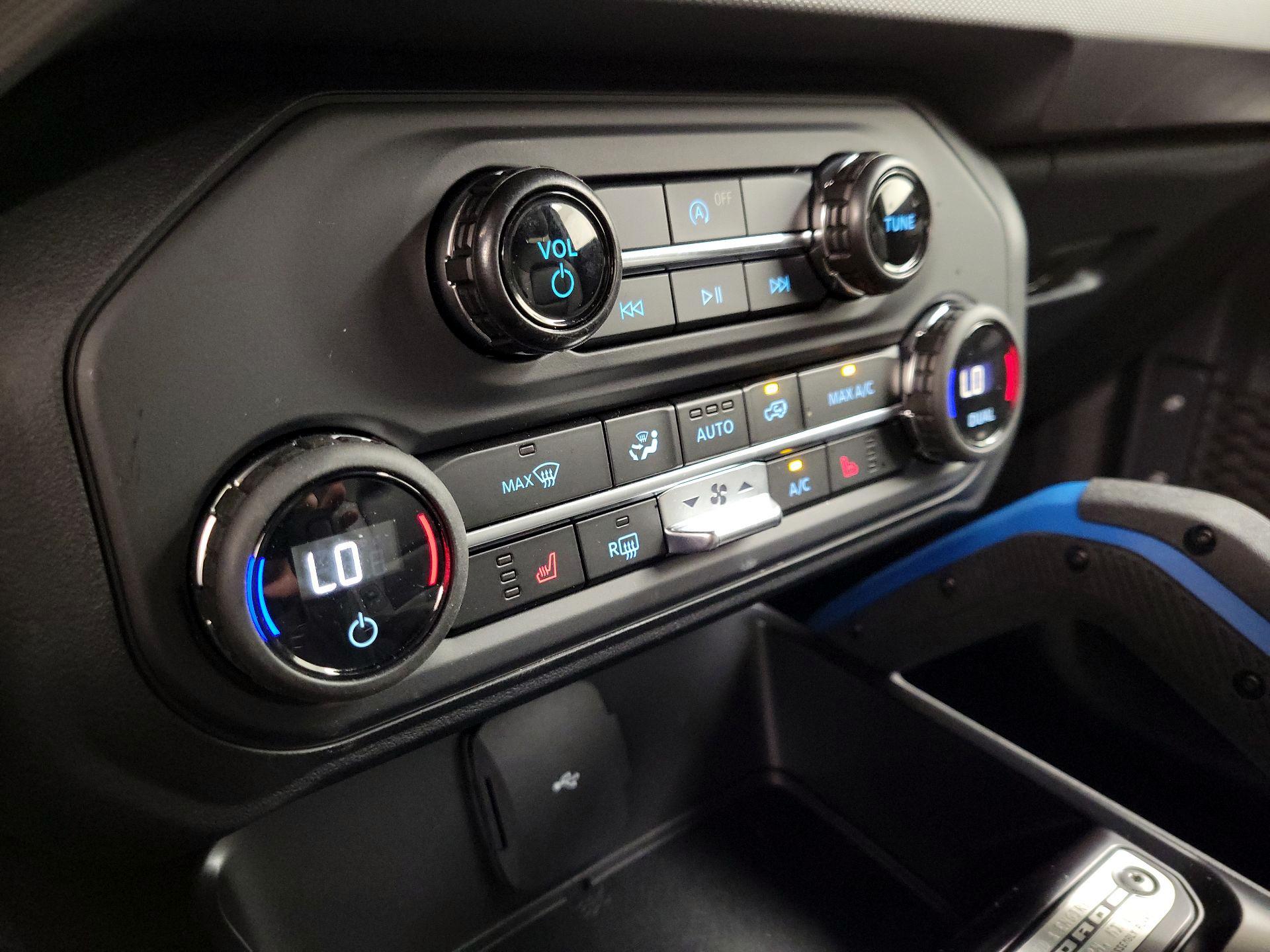 Thumbnail: 2024 Ford Bronco - 17