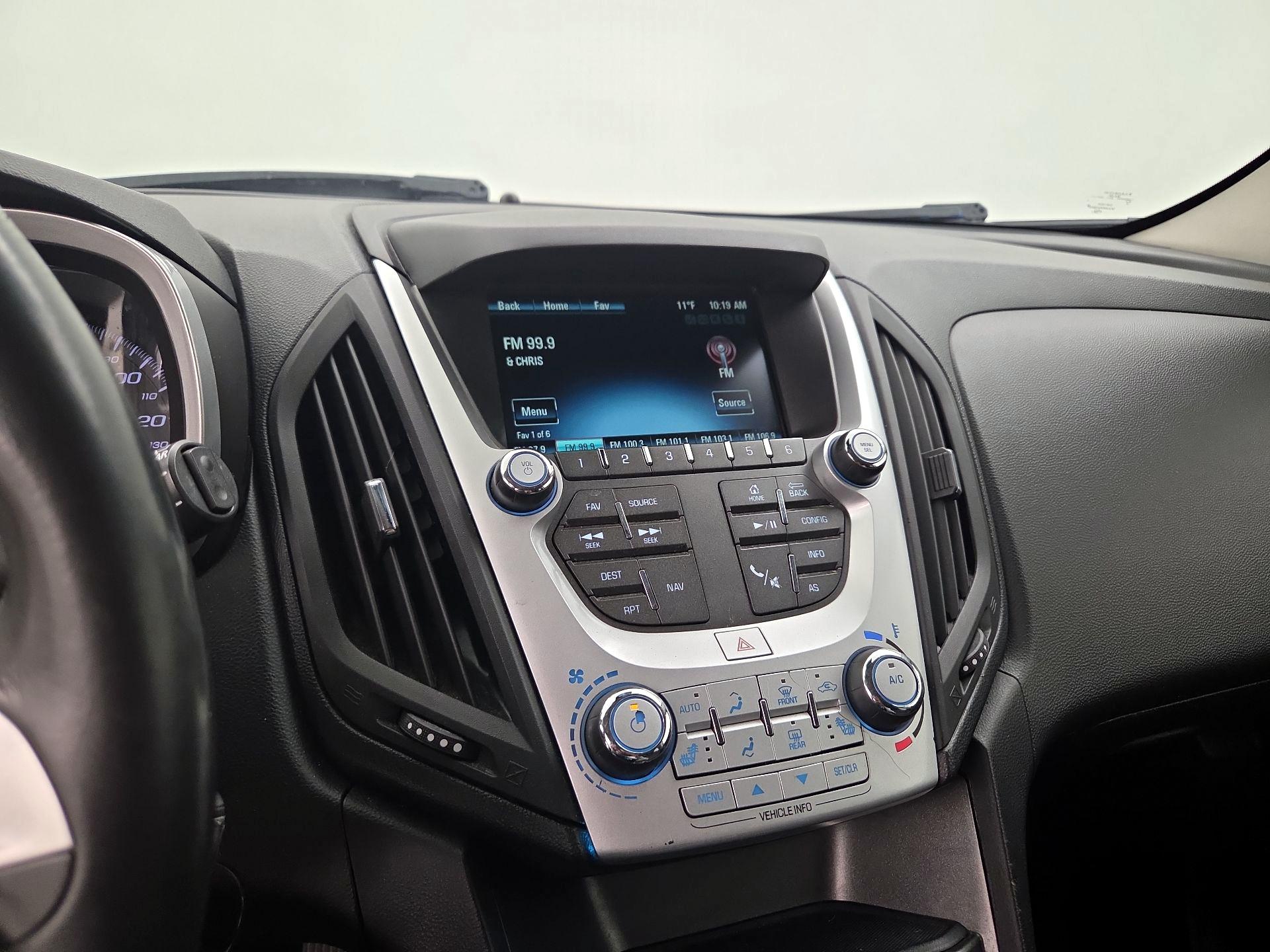 Thumbnail: 2016 Chevrolet Equinox - 16