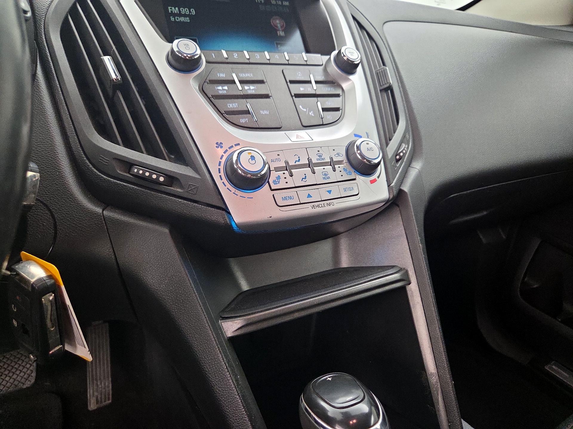 Thumbnail: 2016 Chevrolet Equinox - 17