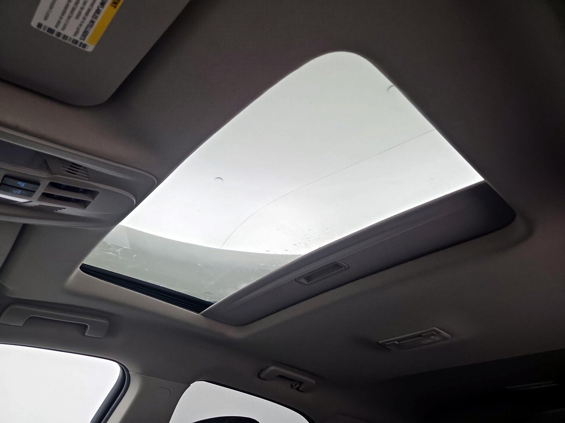 Thumbnail: 2016 Chevrolet Equinox - 20