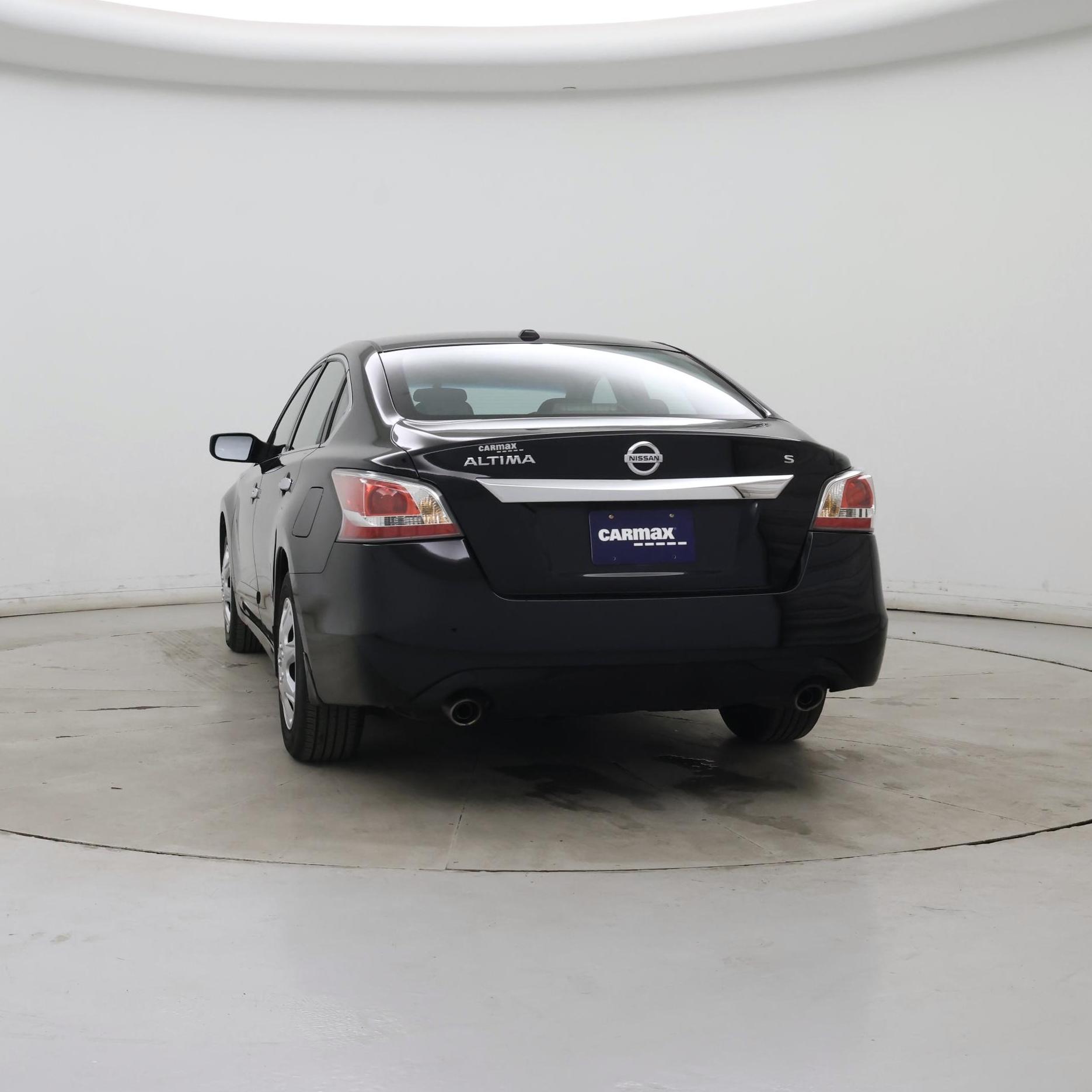 Thumbnail: 2015 Nissan Altima - 6