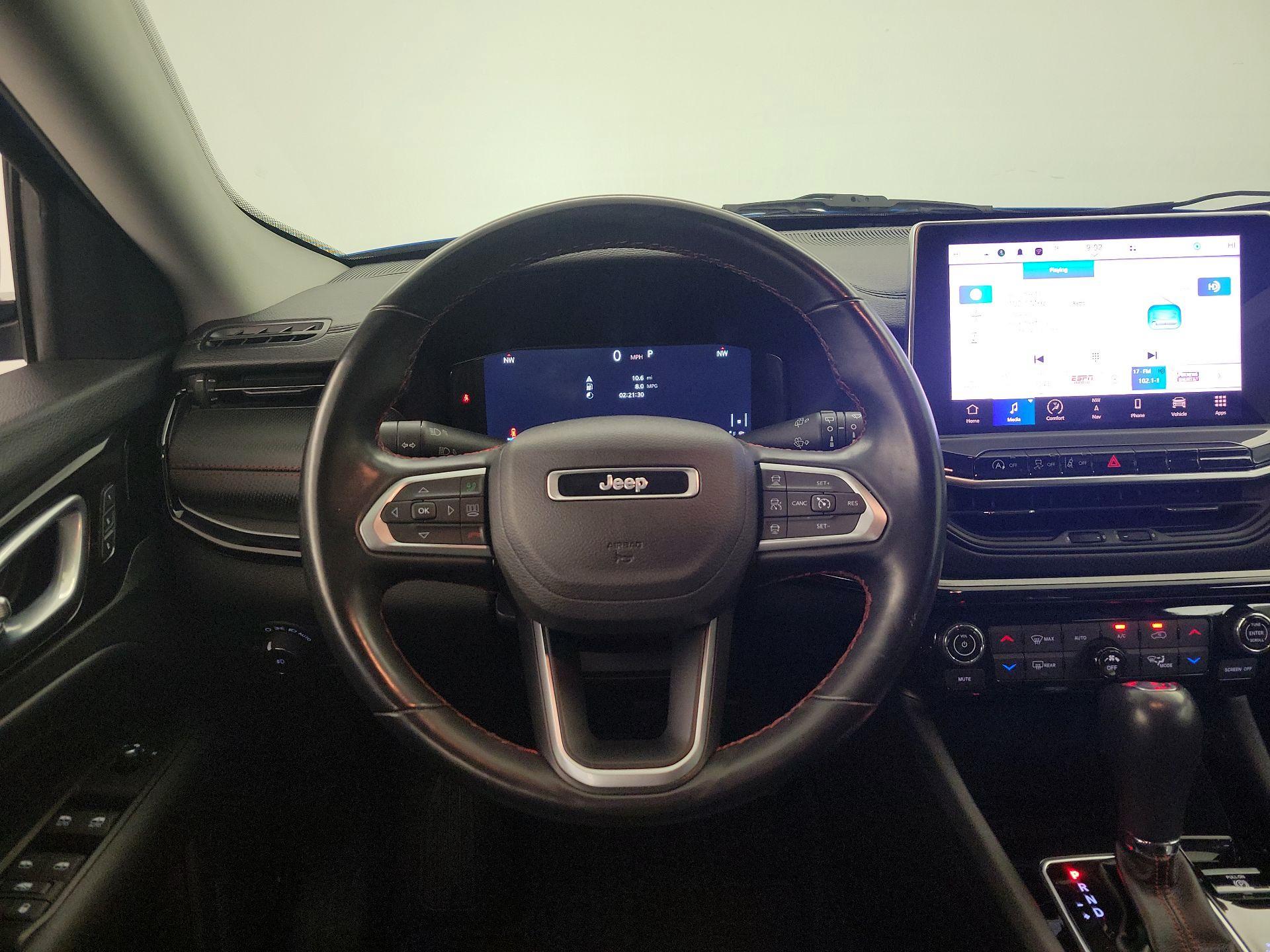 Thumbnail: 2022 Jeep Compass - 10