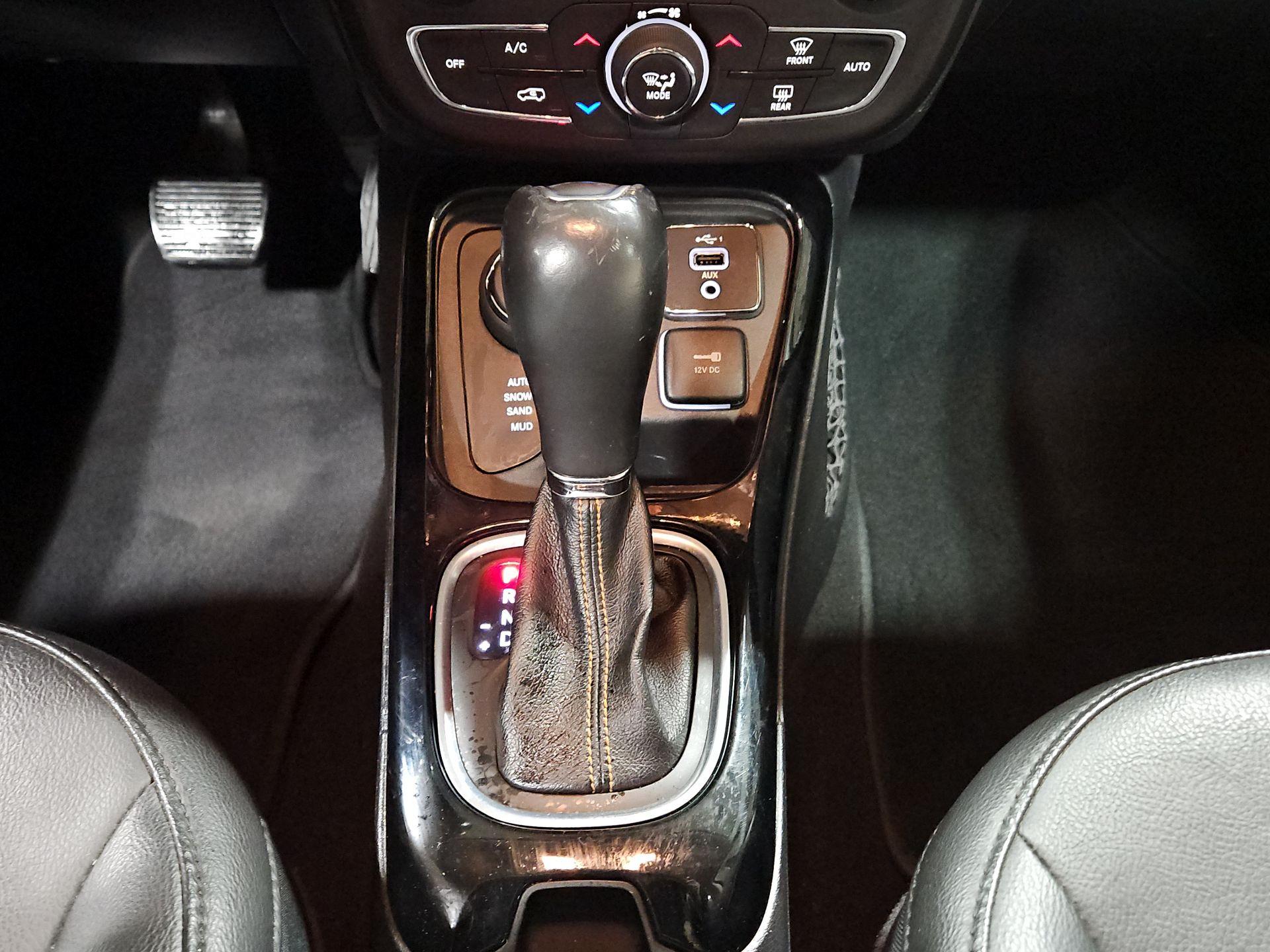 Thumbnail: 2021 Jeep Compass - 17