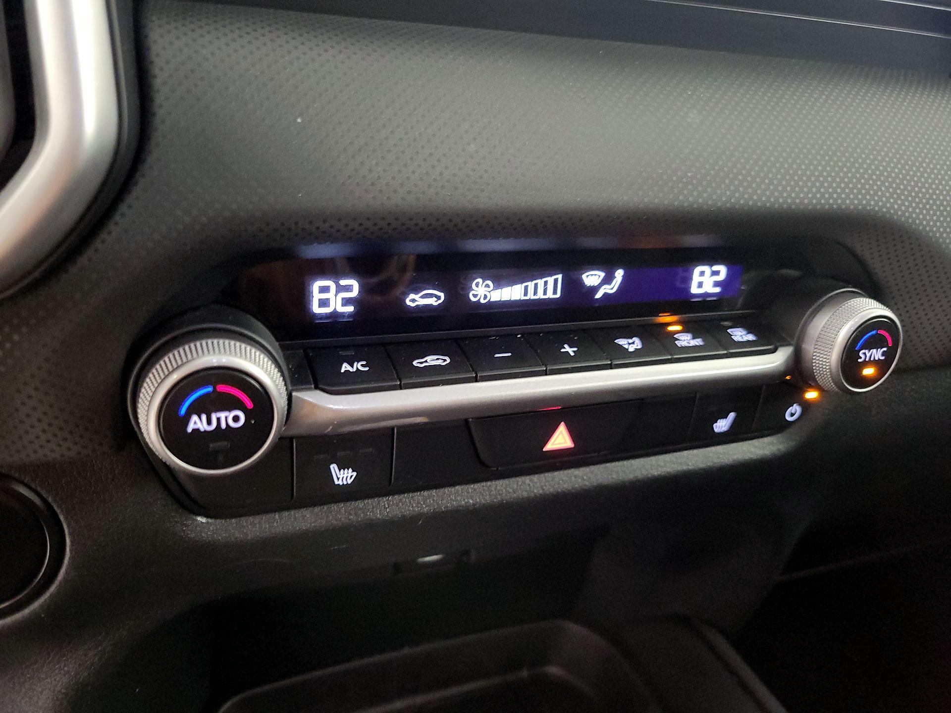 Thumbnail: 2025 Mazda CX-50 - 16